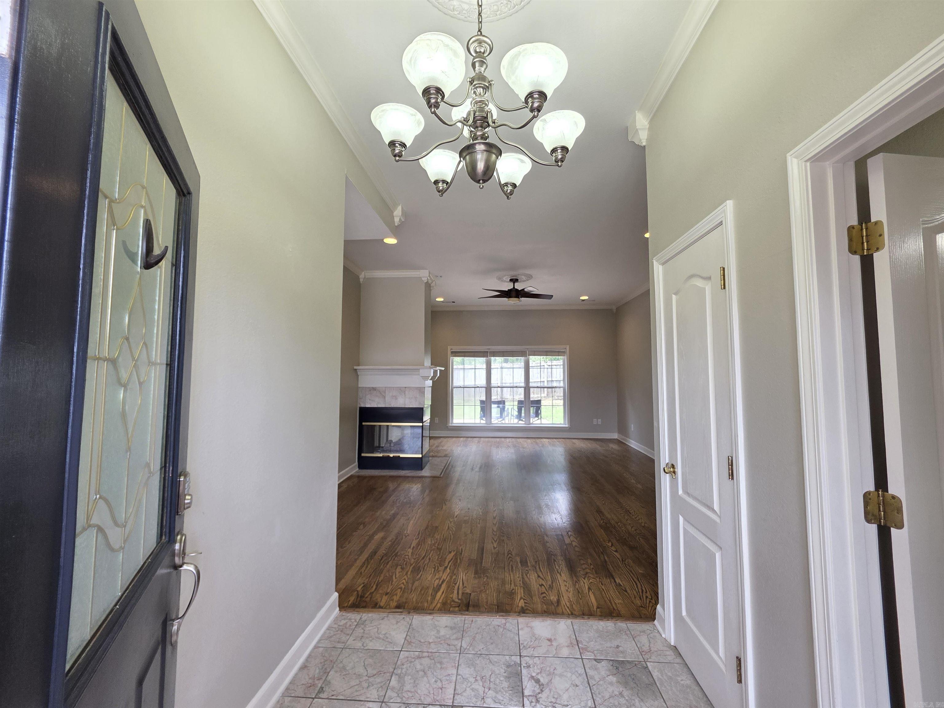 7364 W Ridge Circle Property Photo 6
