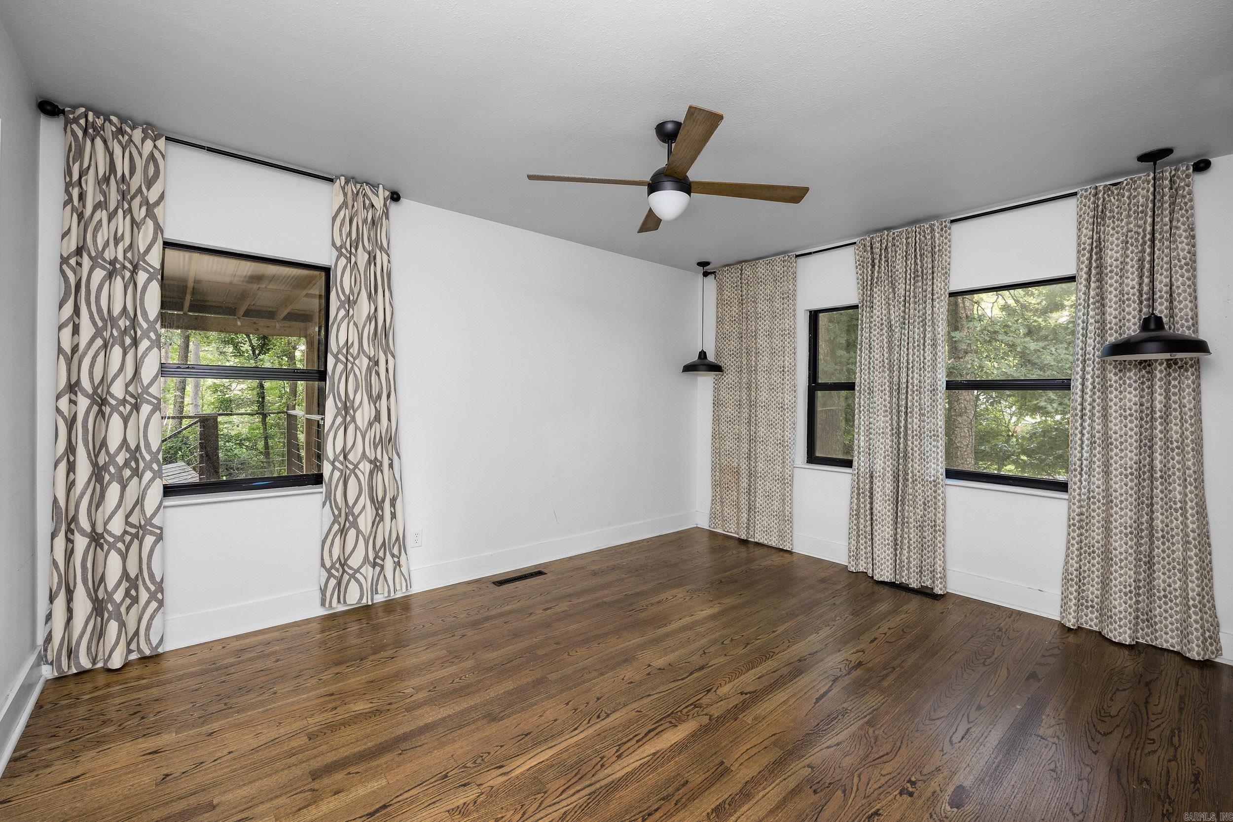 16 Robinwood Drive Property Photo 19