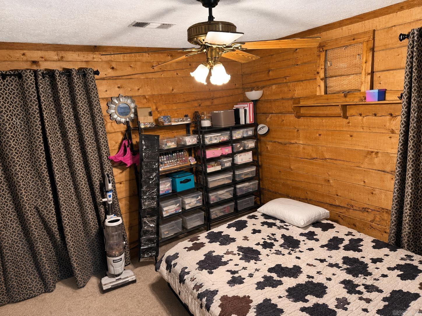 811 Chambersville Road Property Photo 14