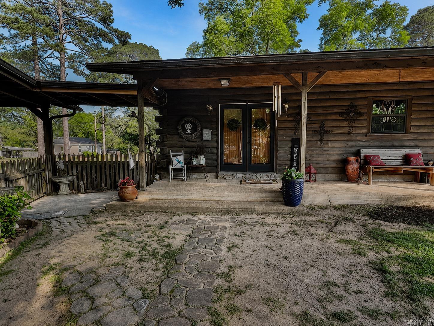 811 Chambersville Road Property Photo 15