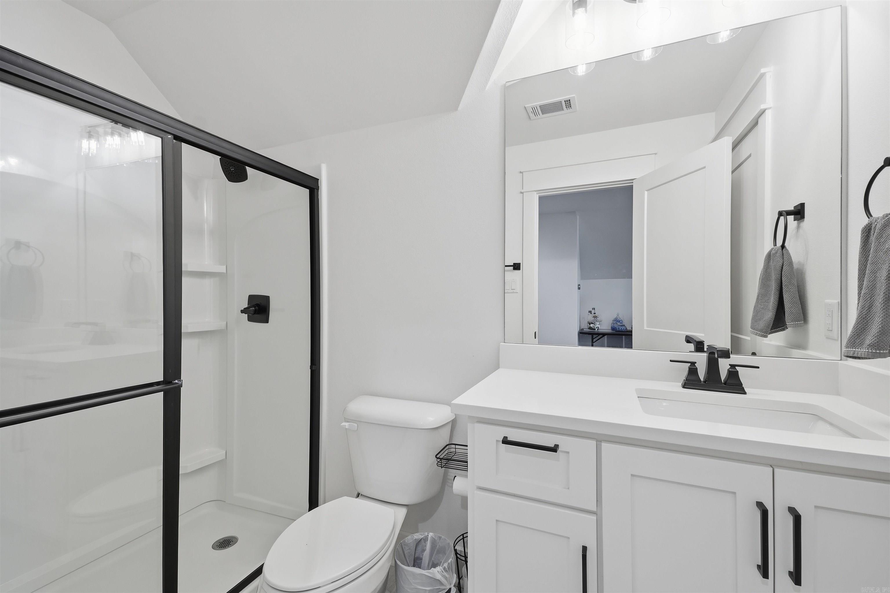 6070 Majestic Waters Drive Property Photo 37
