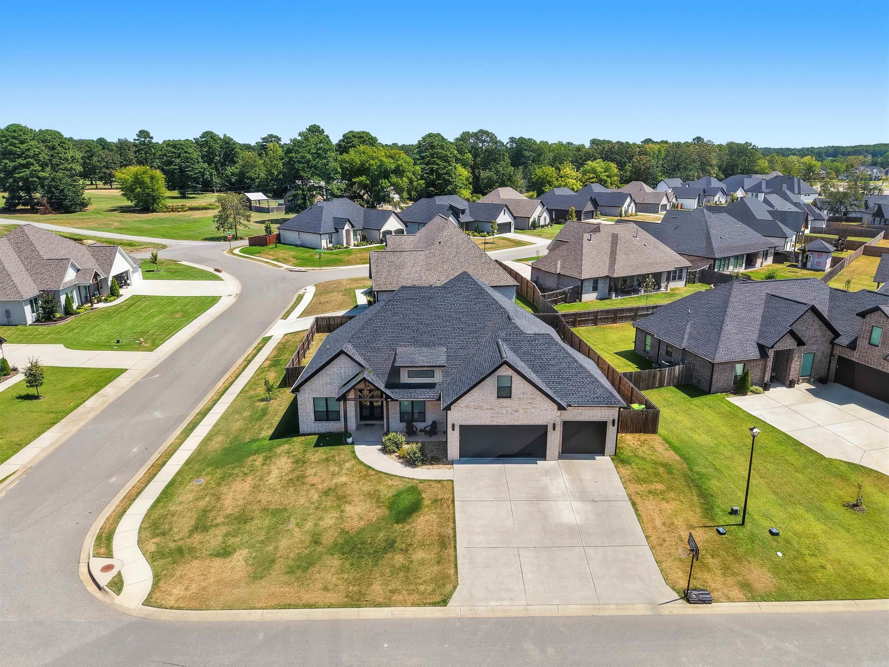 6070 Majestic Waters Drive Property Photo 45