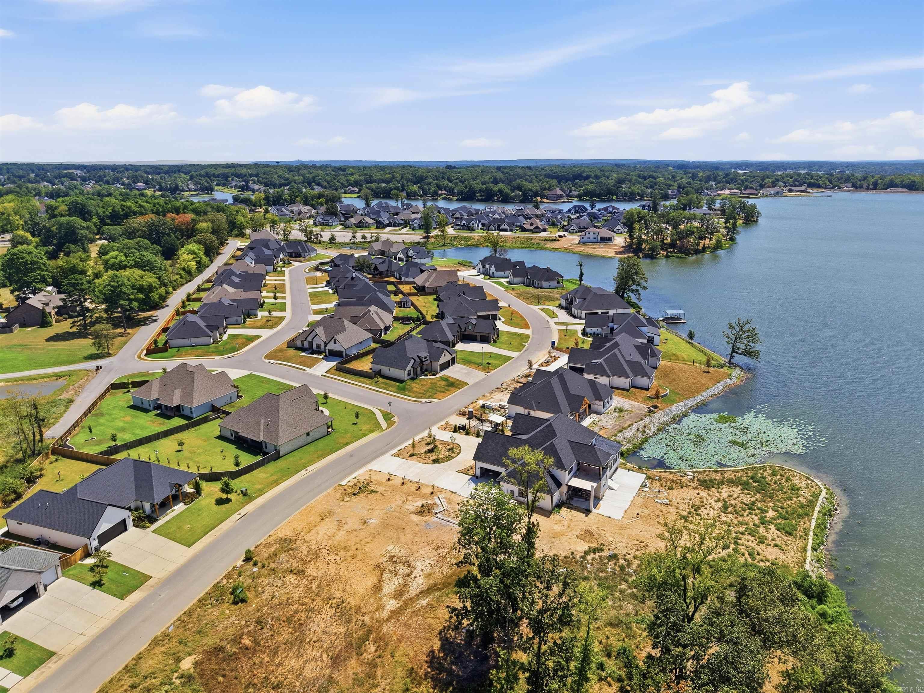 6070 Majestic Waters Drive Property Photo 49