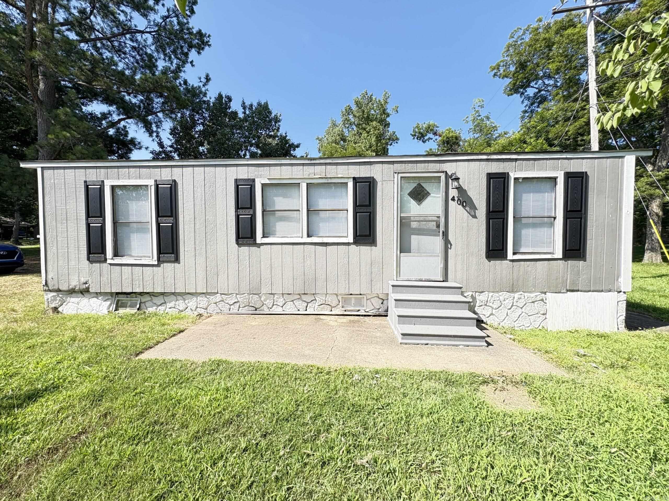 70 Unit Property Photo 30