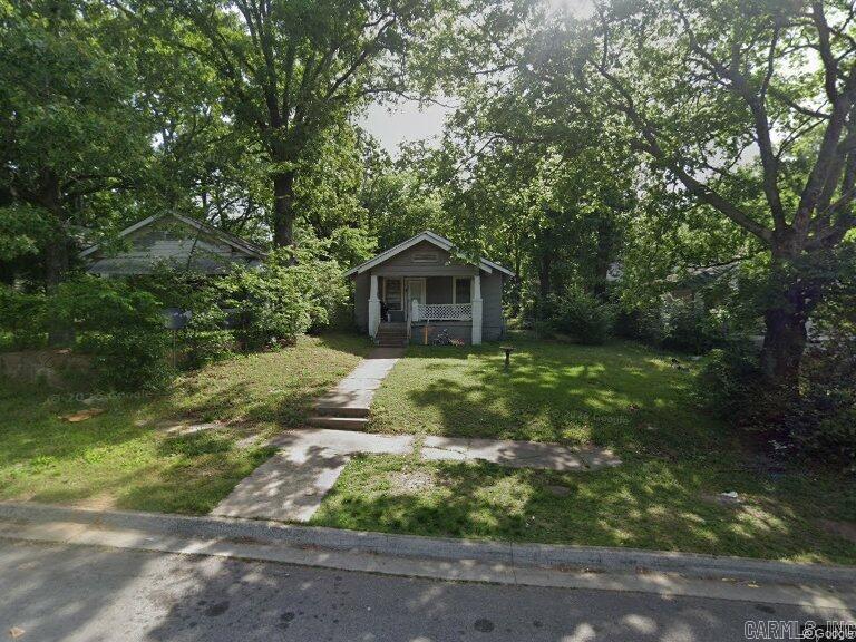 70 Unit Property Photo 32