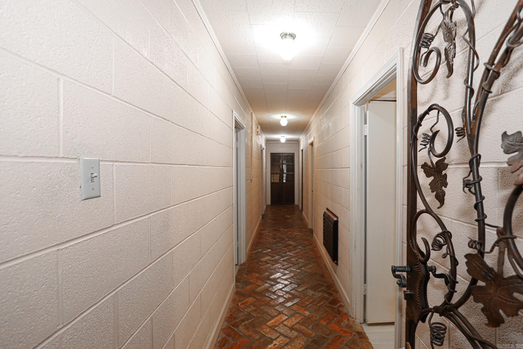412 & 404 White St Property Photo 17
