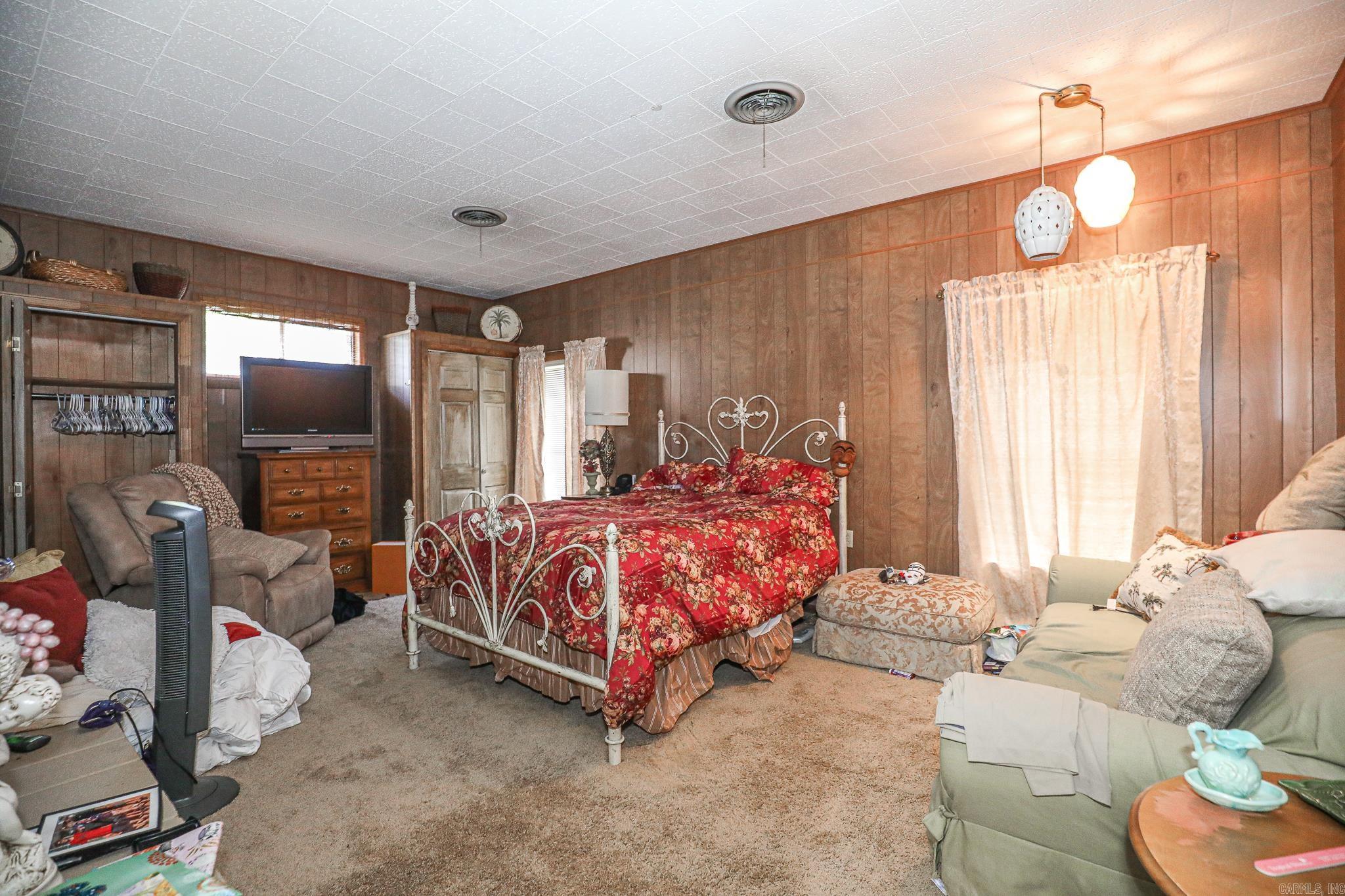 412 & 404 White St Property Photo 27