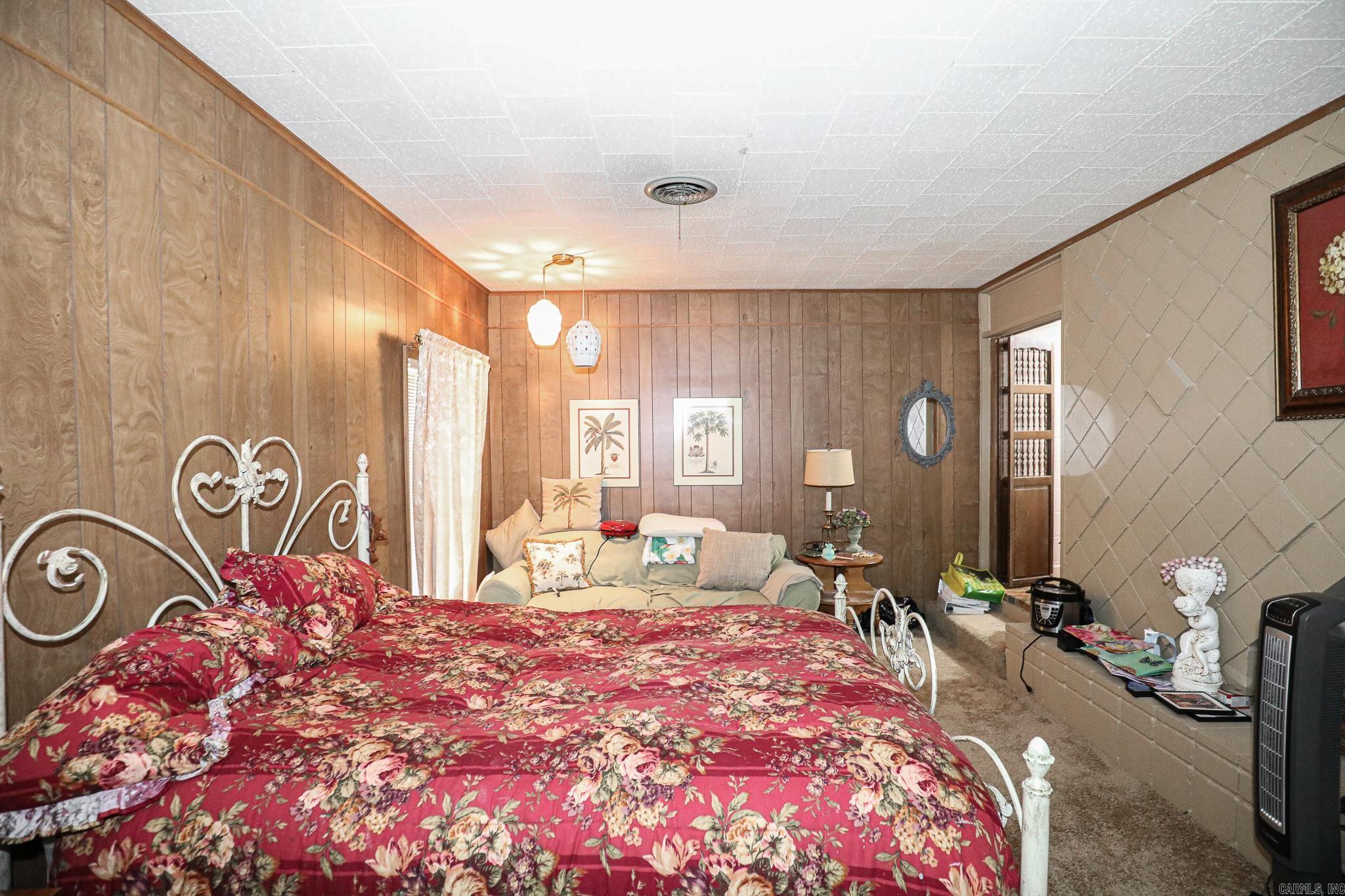 412 & 404 White St Property Photo 28