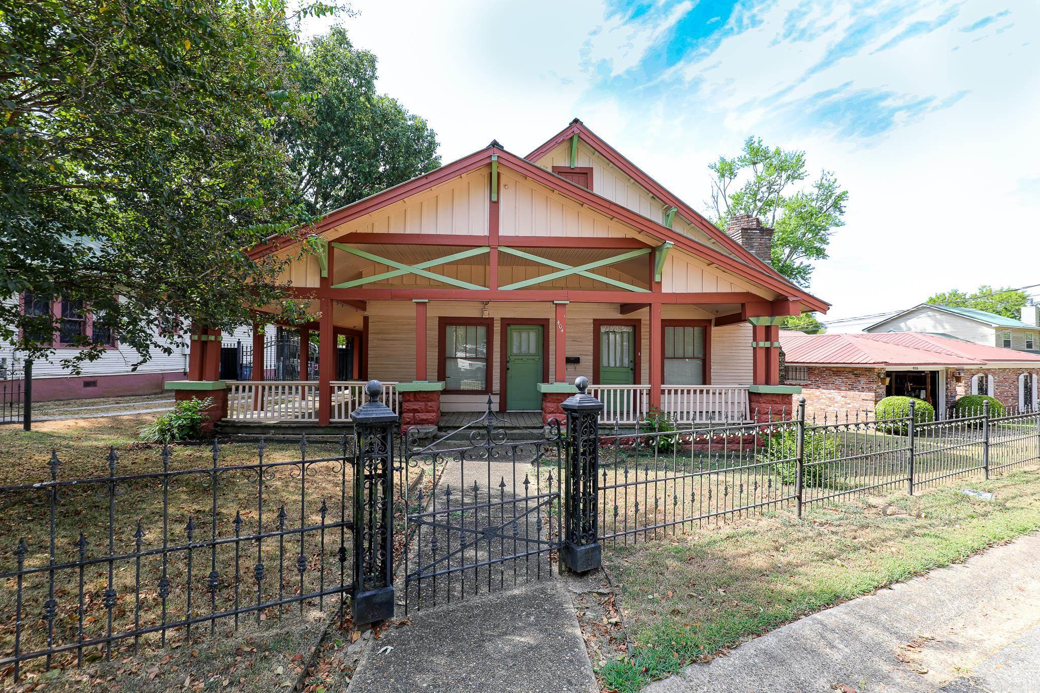 412 & 404 White St Property Photo 43