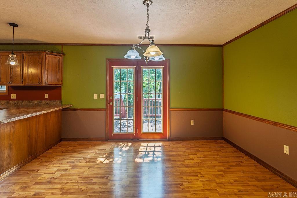 4 Oak Meadow Cove Property Photo 6