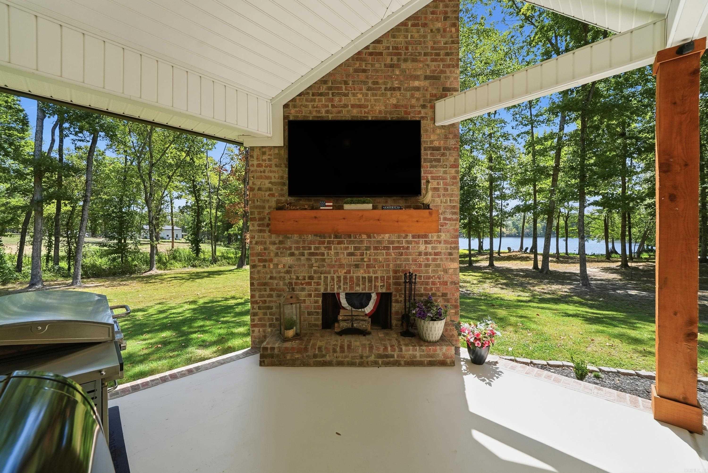 11 E Lucille Lane Property Photo 47