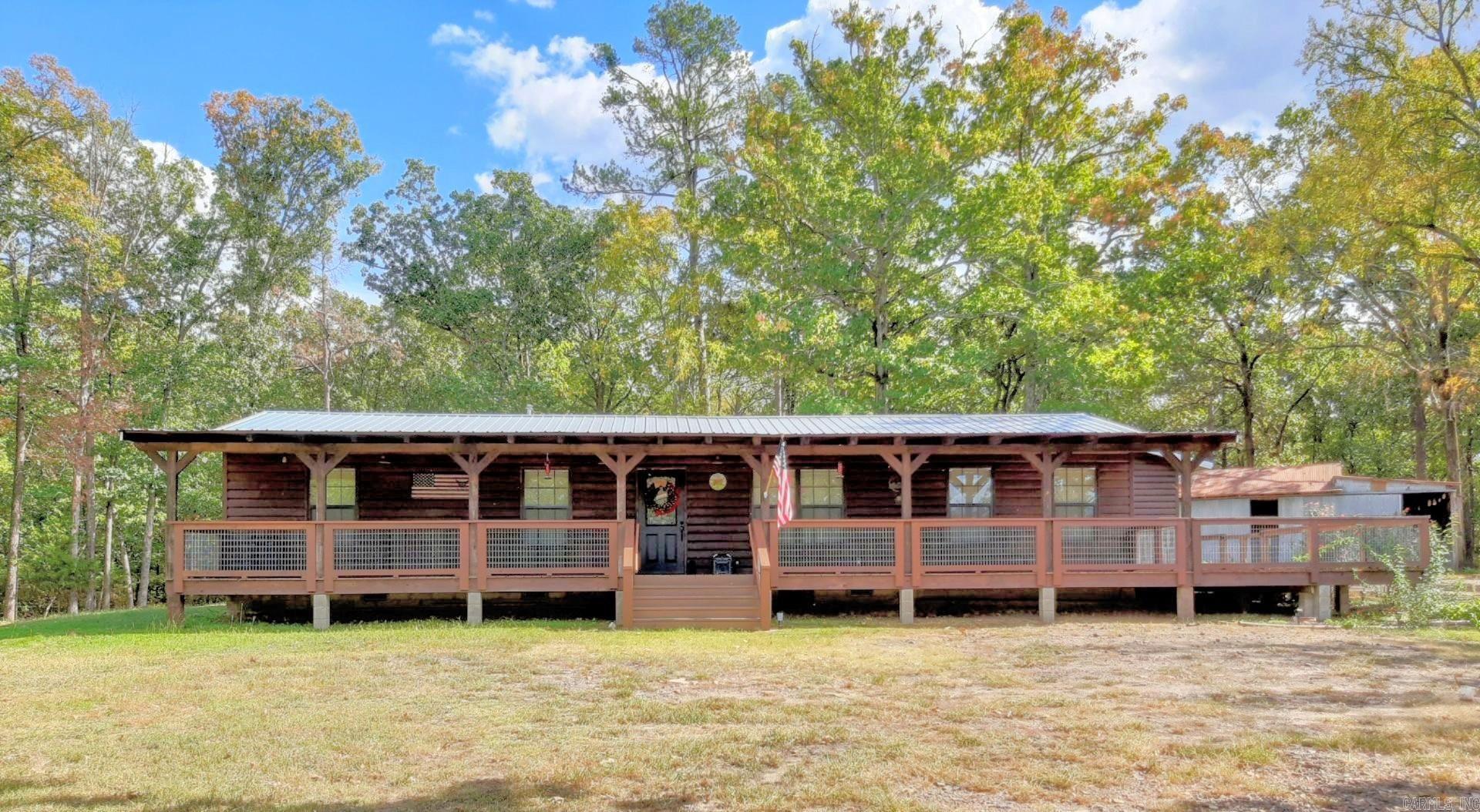 4001 Highway 71 S Property Photo 1