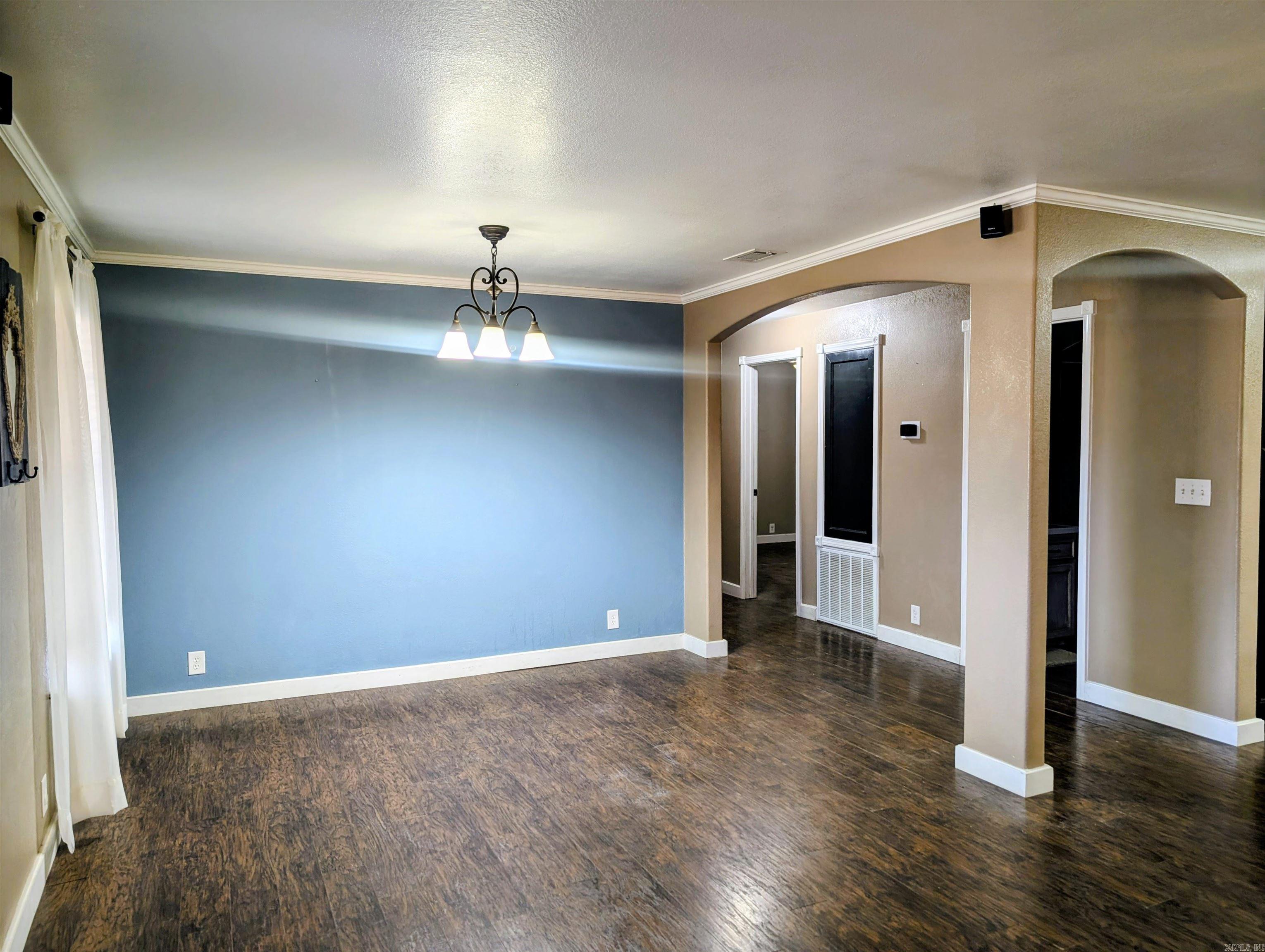 4001 Highway 71 S Property Photo 9
