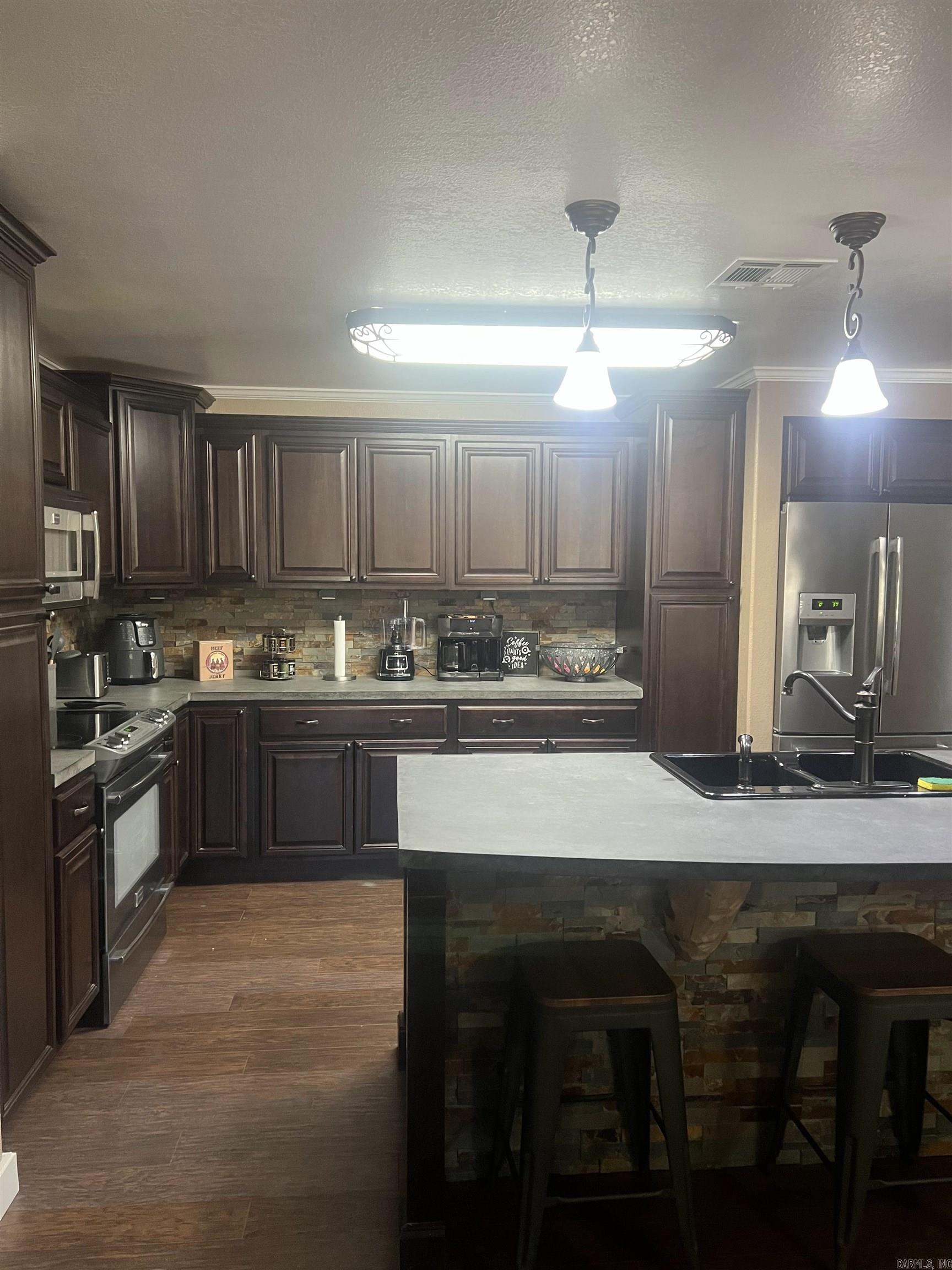 4001 Highway 71 S Property Photo 13