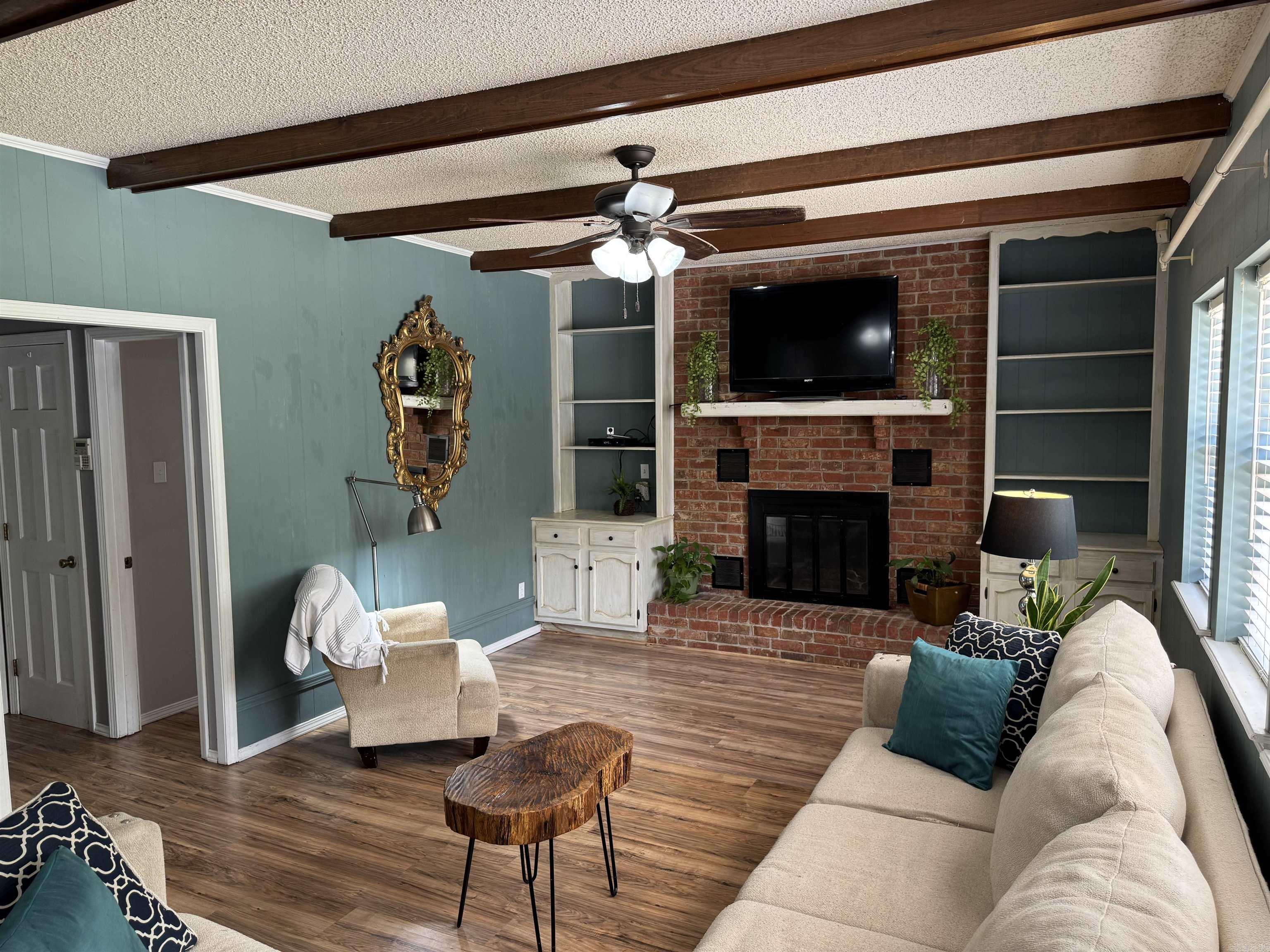 3800 Beaver Circle Property Photo 4