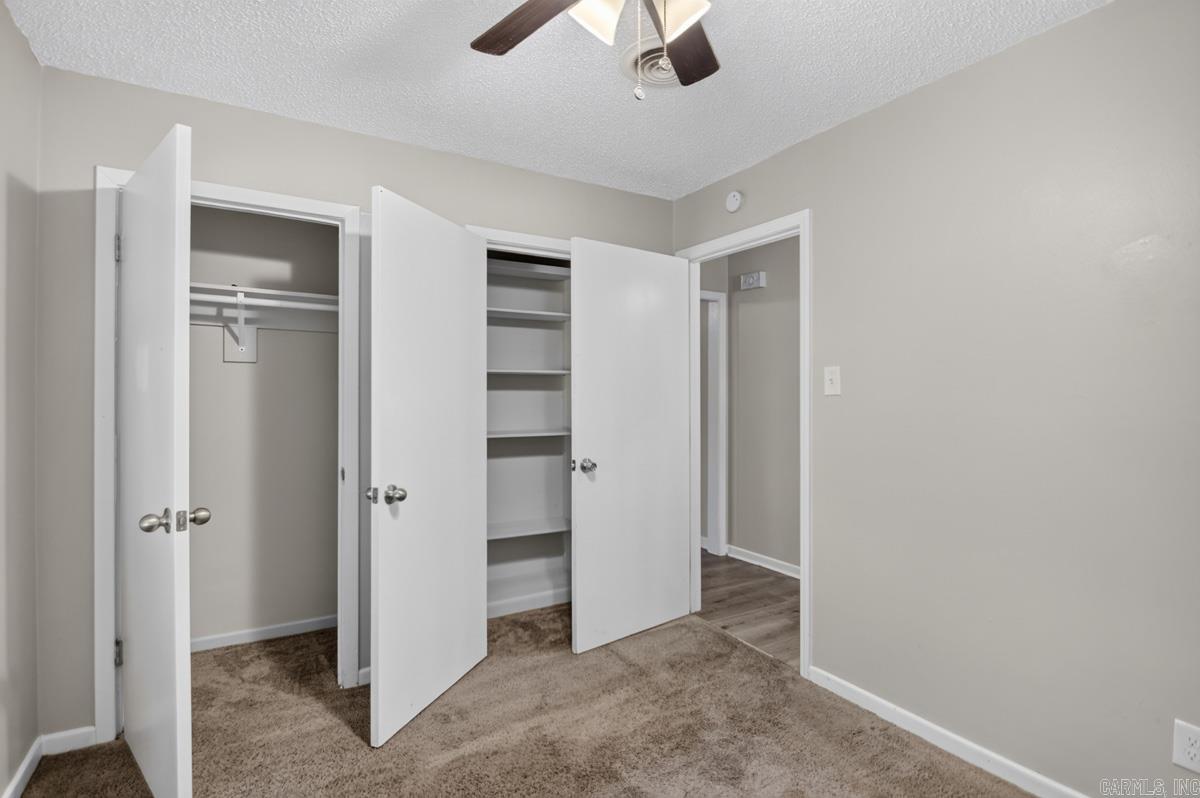 8 W Windsor Drive Property Photo 15