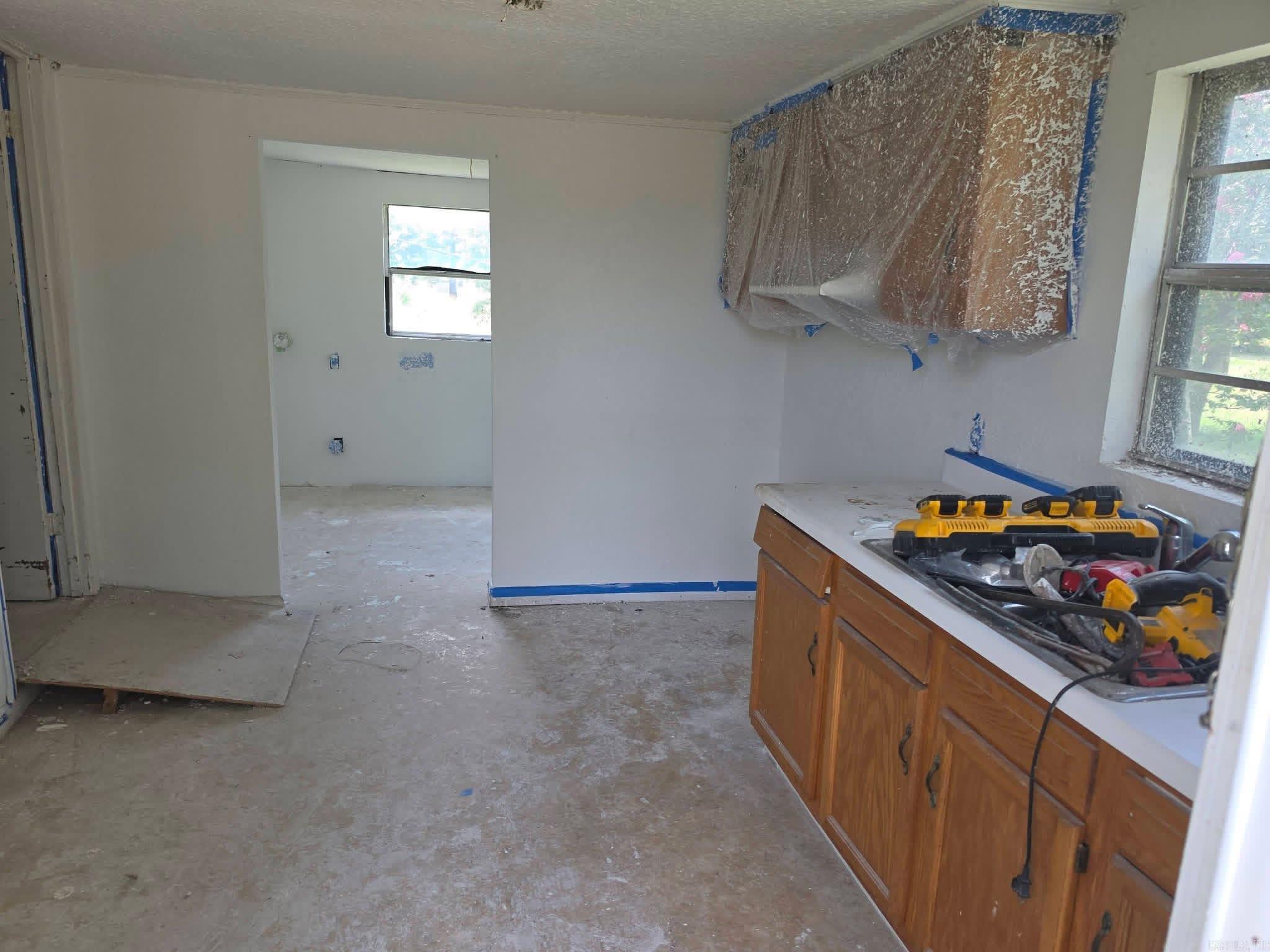 1761 Mcneal Ln Property Photo 2