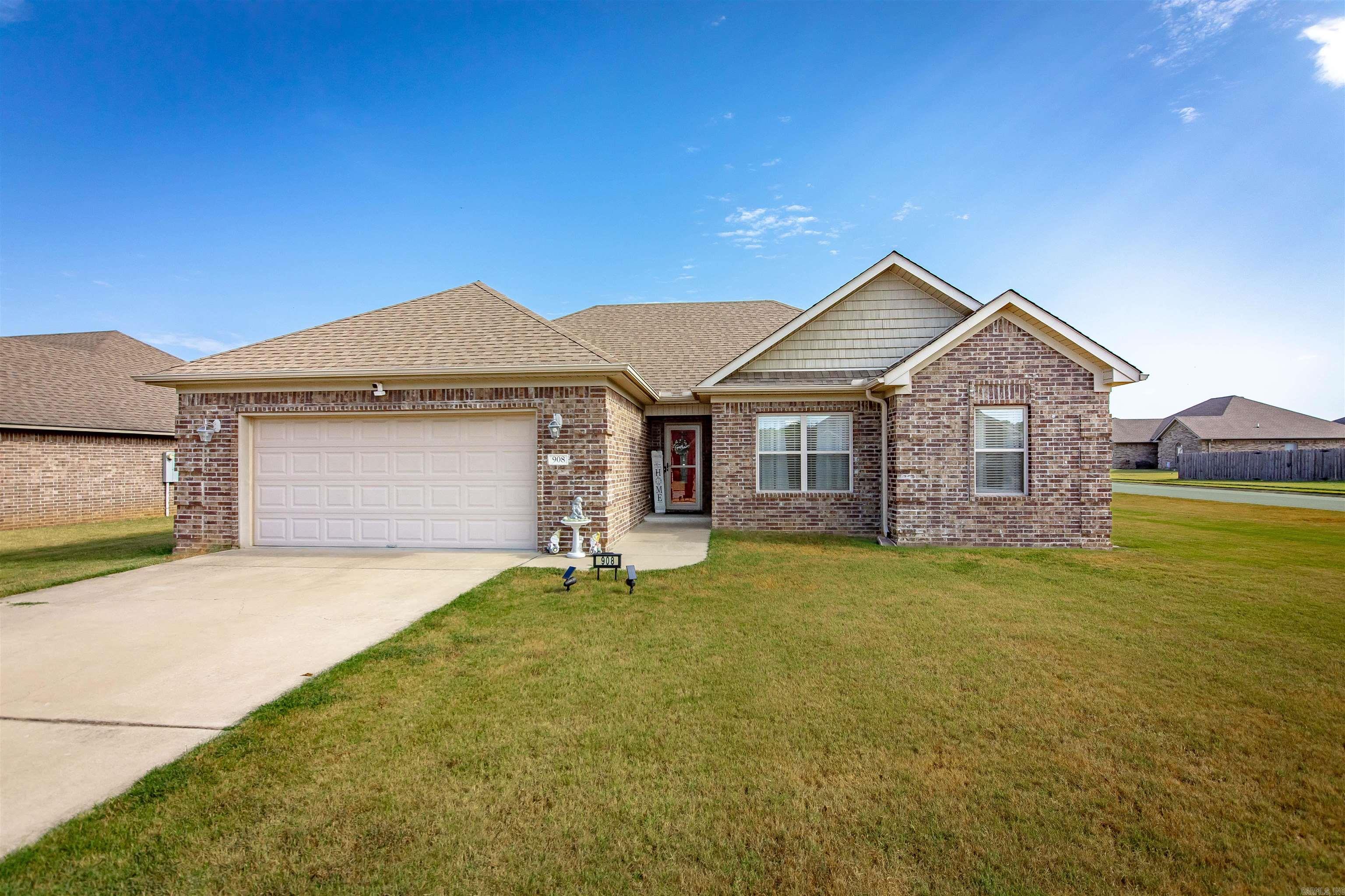908 Puritan Drive Property Photo 1