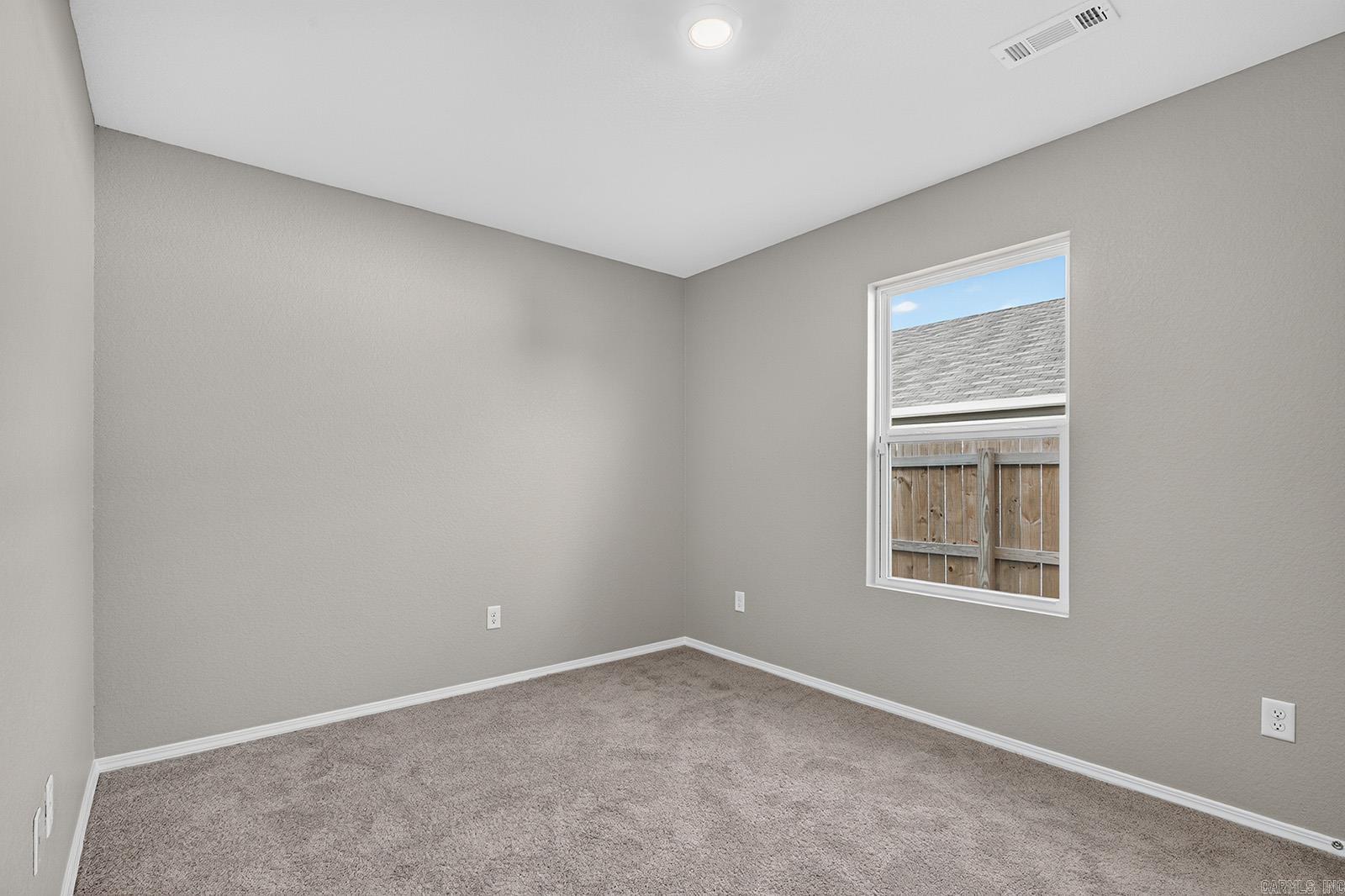 50 Sarah Alyse Lane Property Photo 16