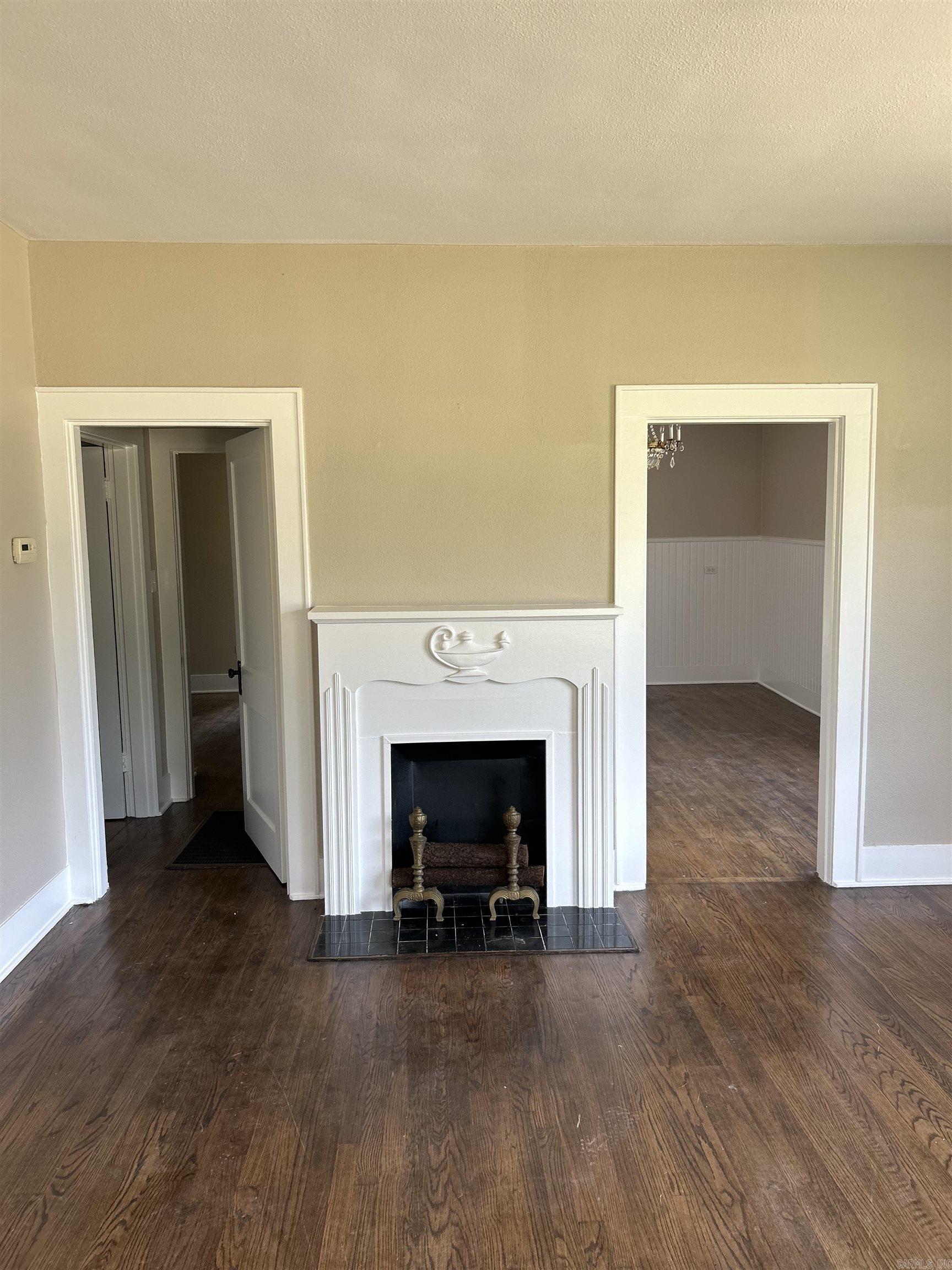3665 W Hillsboro St Property Photo 5