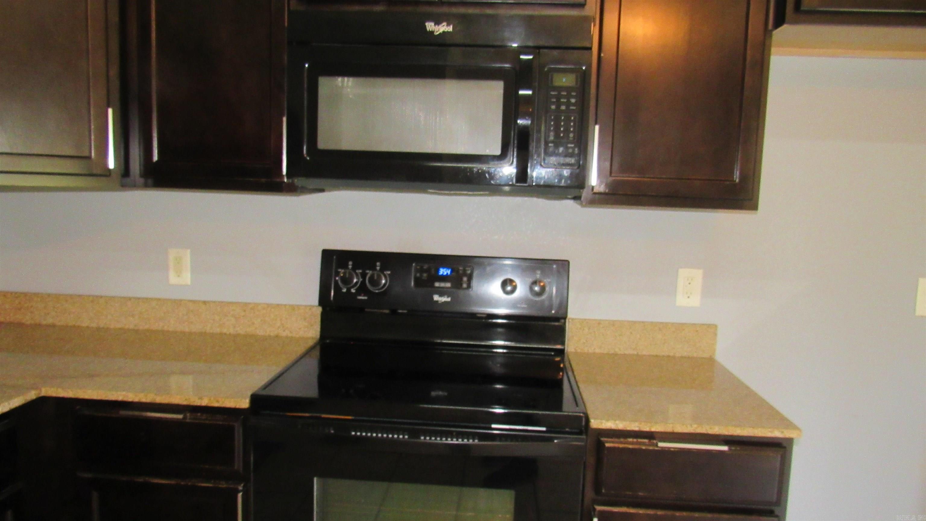 2025 Shadow Ridge Road Property Photo 15