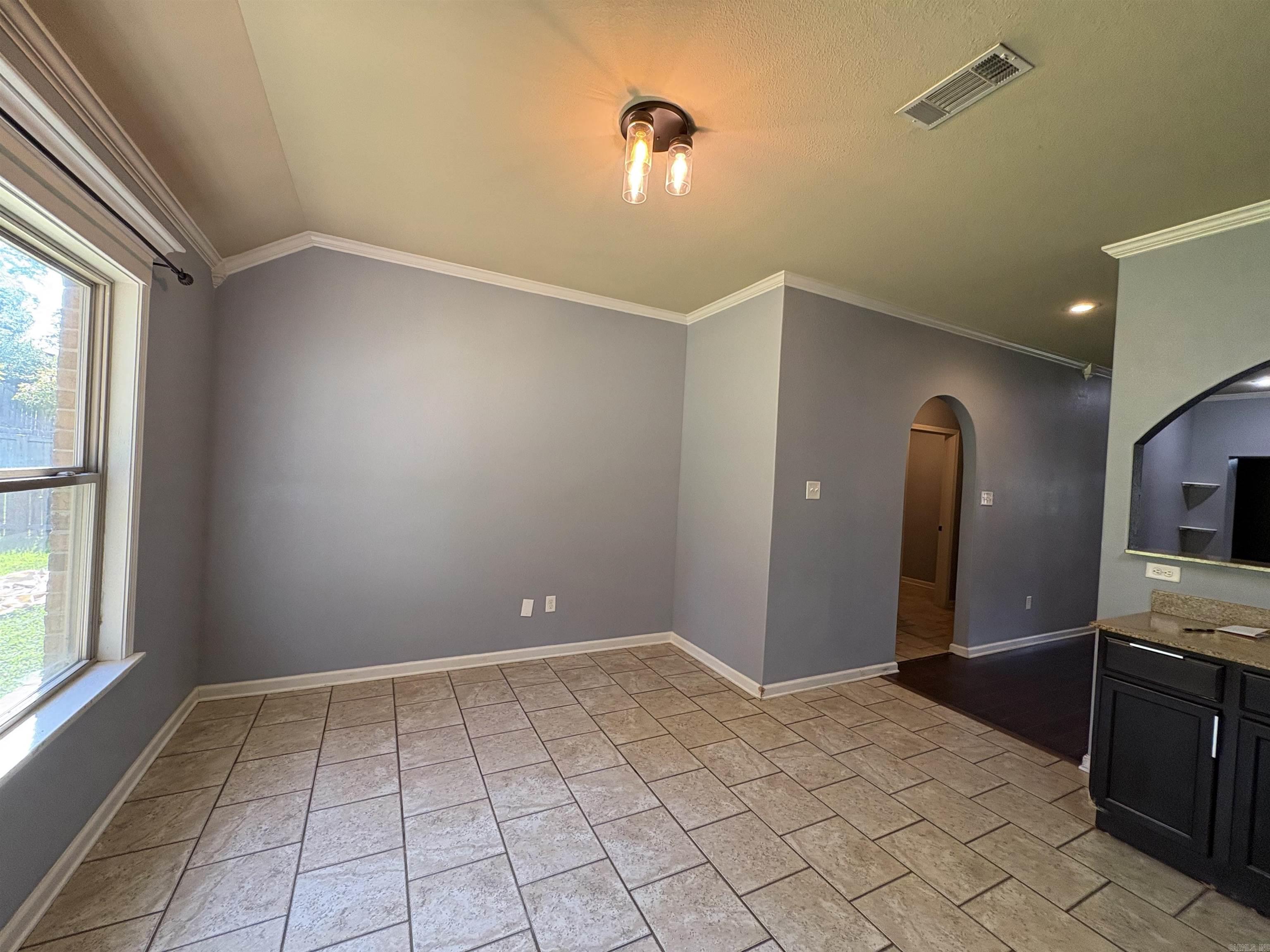 2025 Shadow Ridge Road Property Photo 17