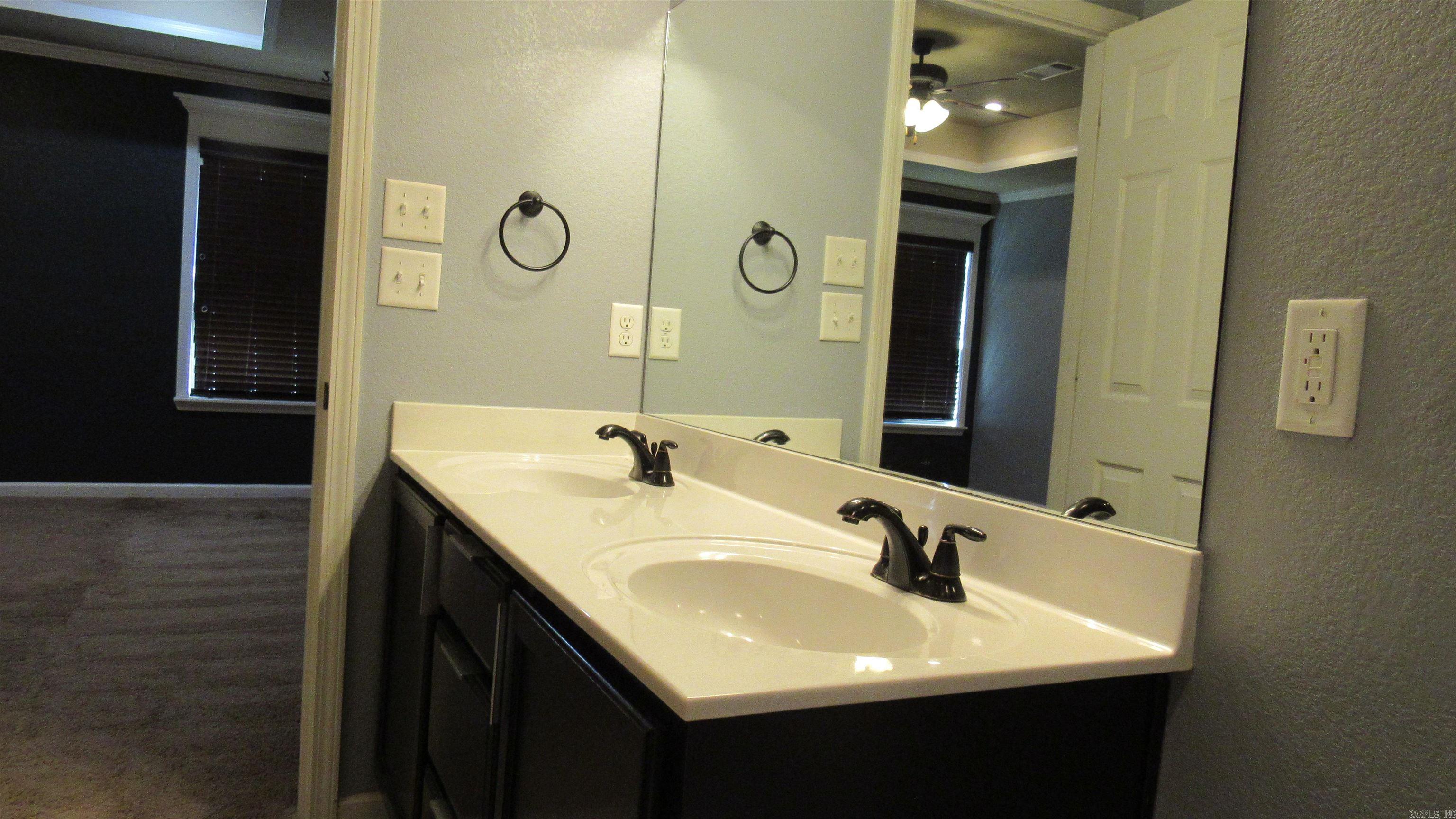 2025 Shadow Ridge Road Property Photo 23