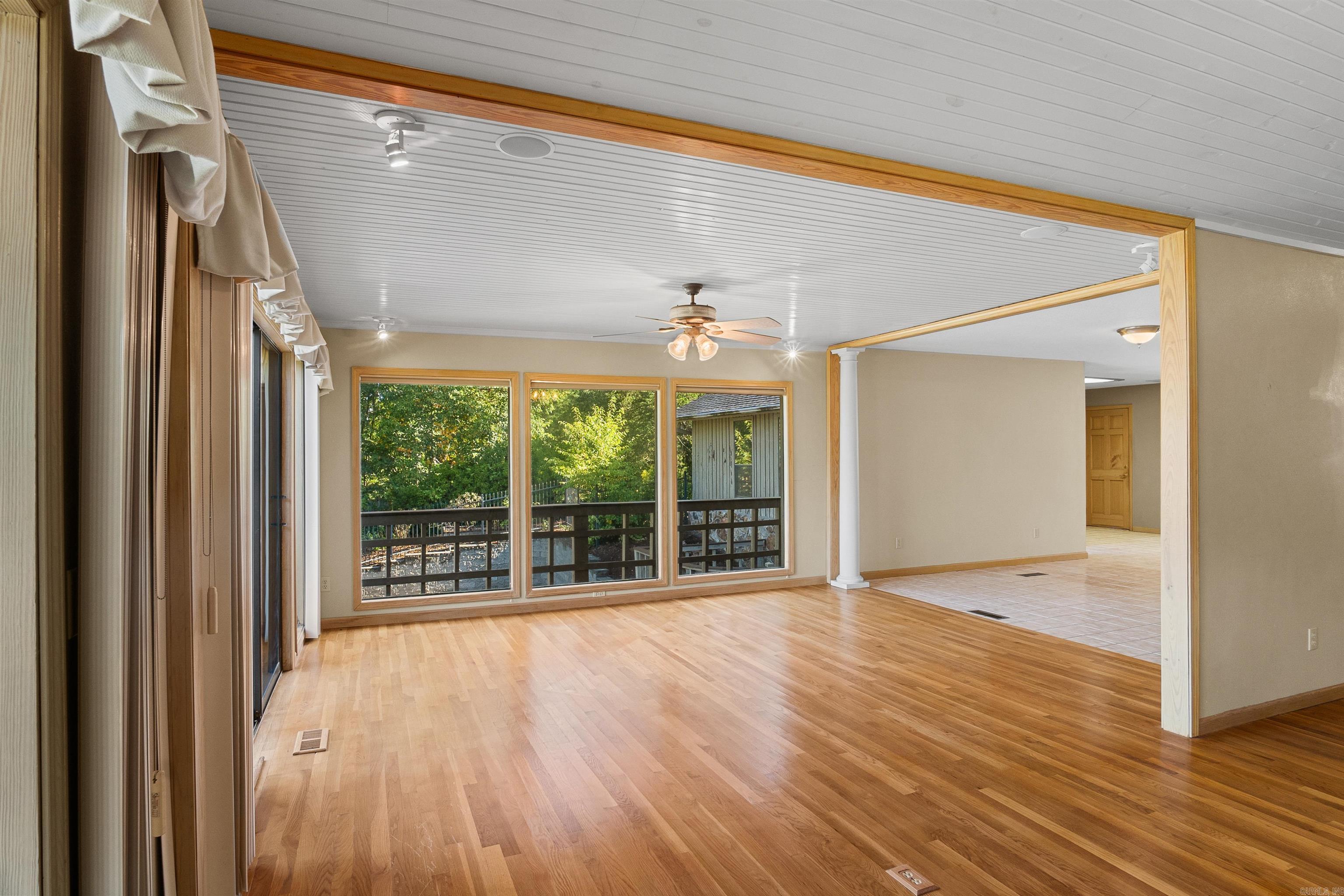 1211 Palisades Circle Property Photo 13