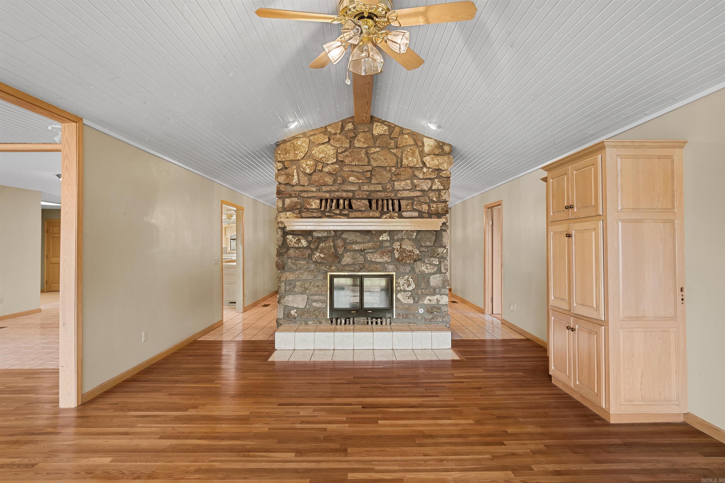 1211 Palisades Circle Property Photo 14
