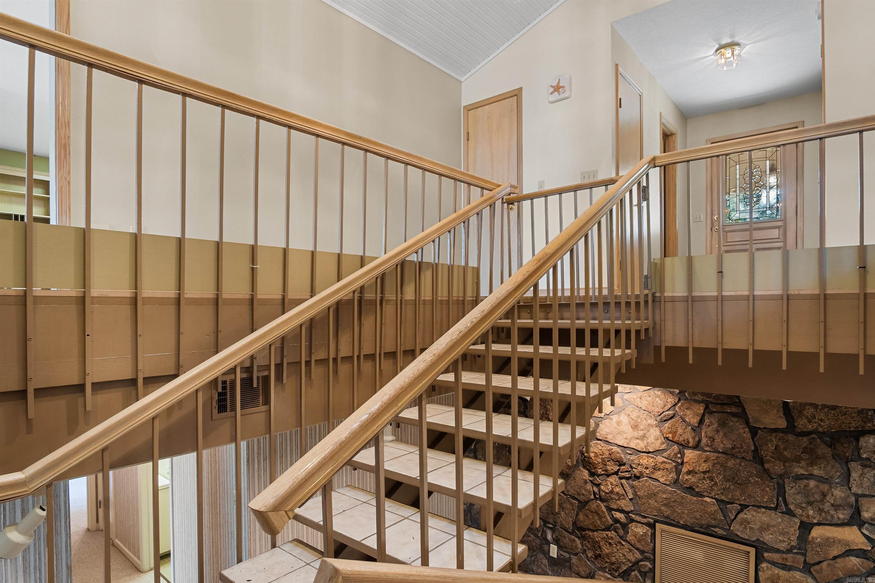 1211 Palisades Circle Property Photo 29