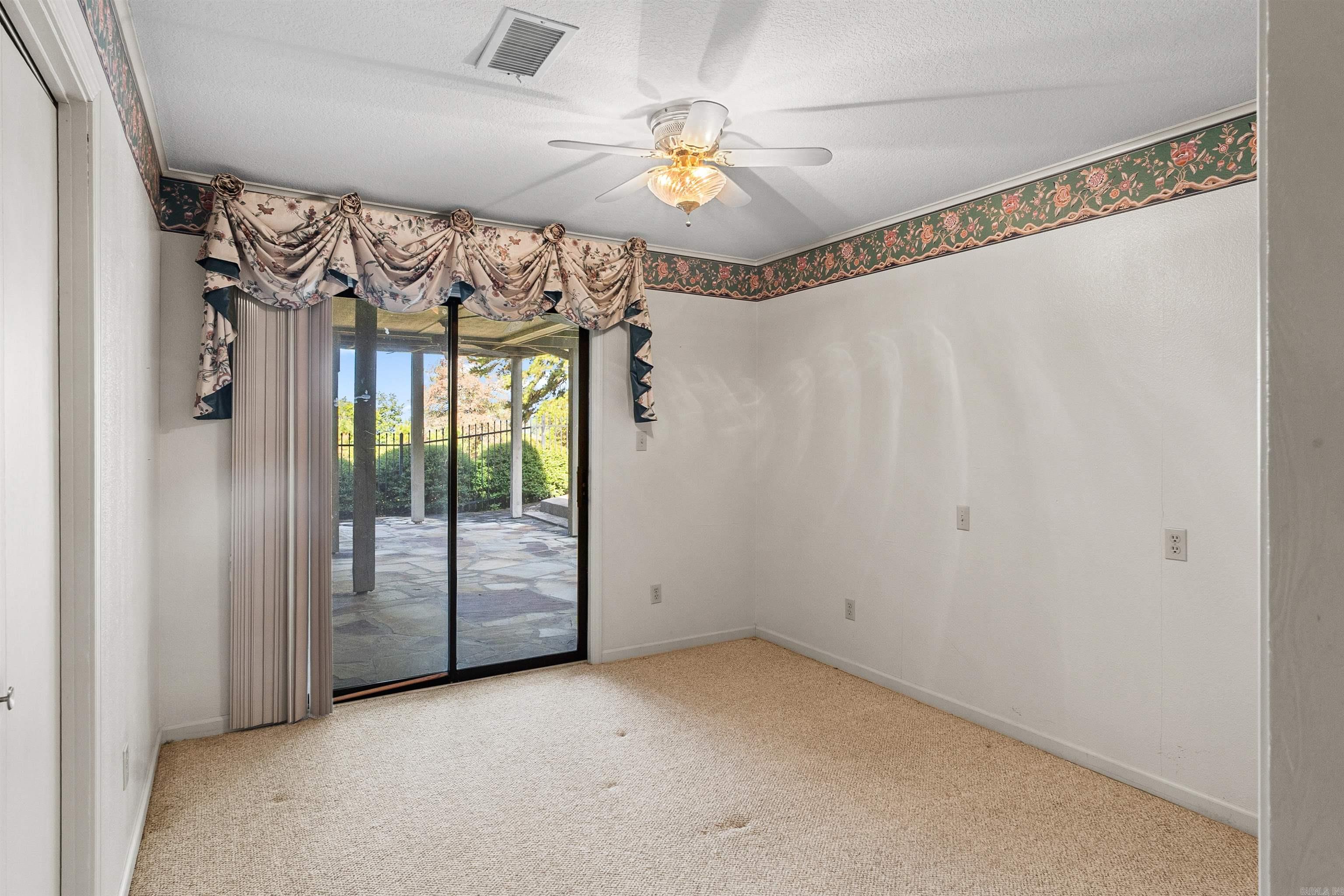 1211 Palisades Circle Property Photo 33