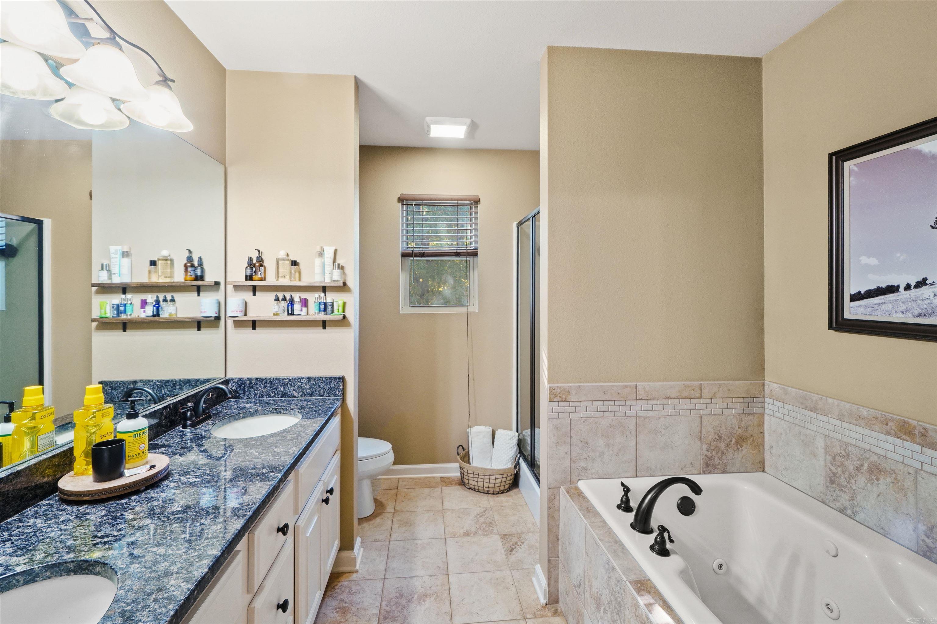 577 Crepe Myrtle Loop Property Photo 10