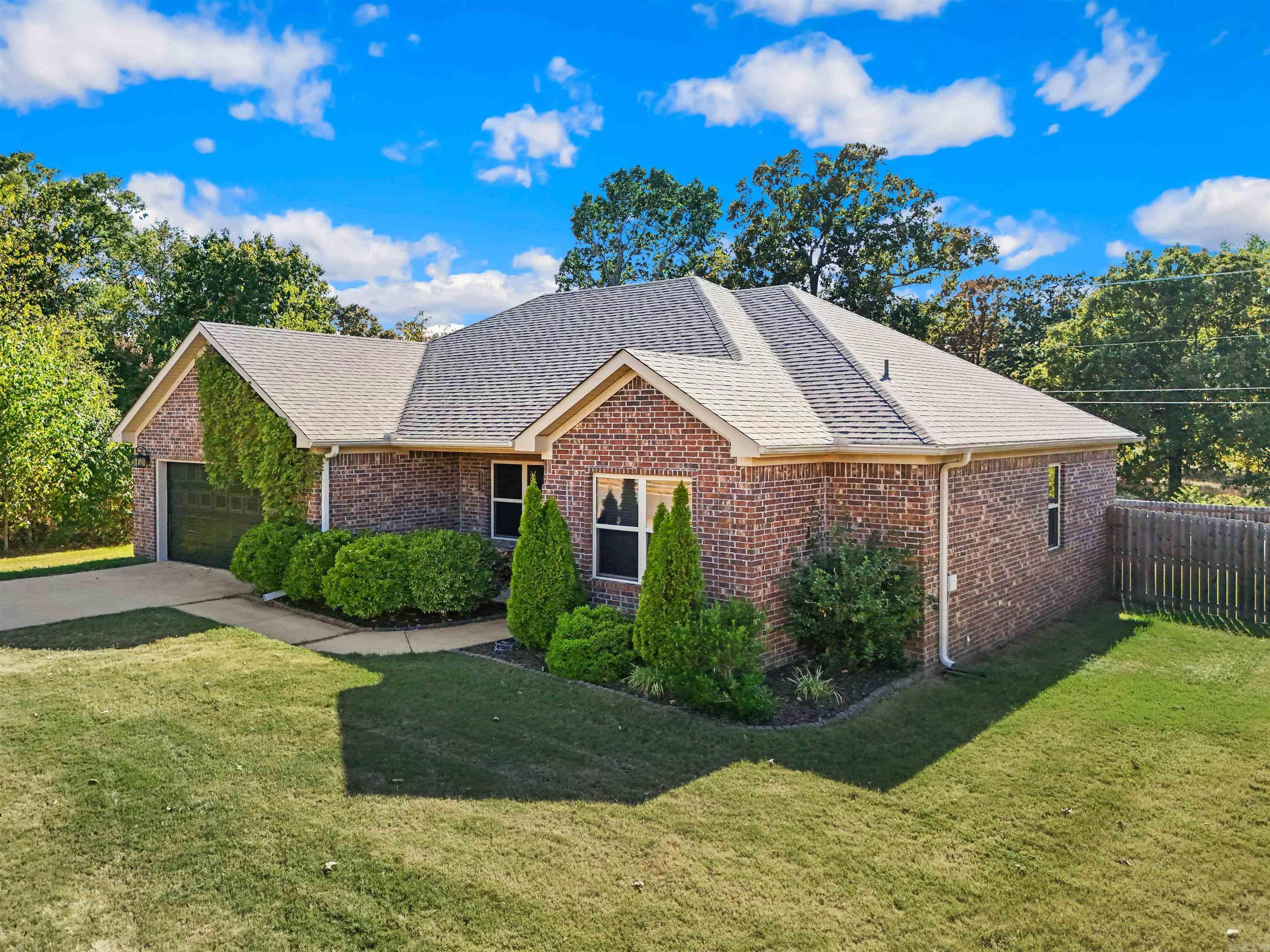 577 Crepe Myrtle Loop Property Photo 14