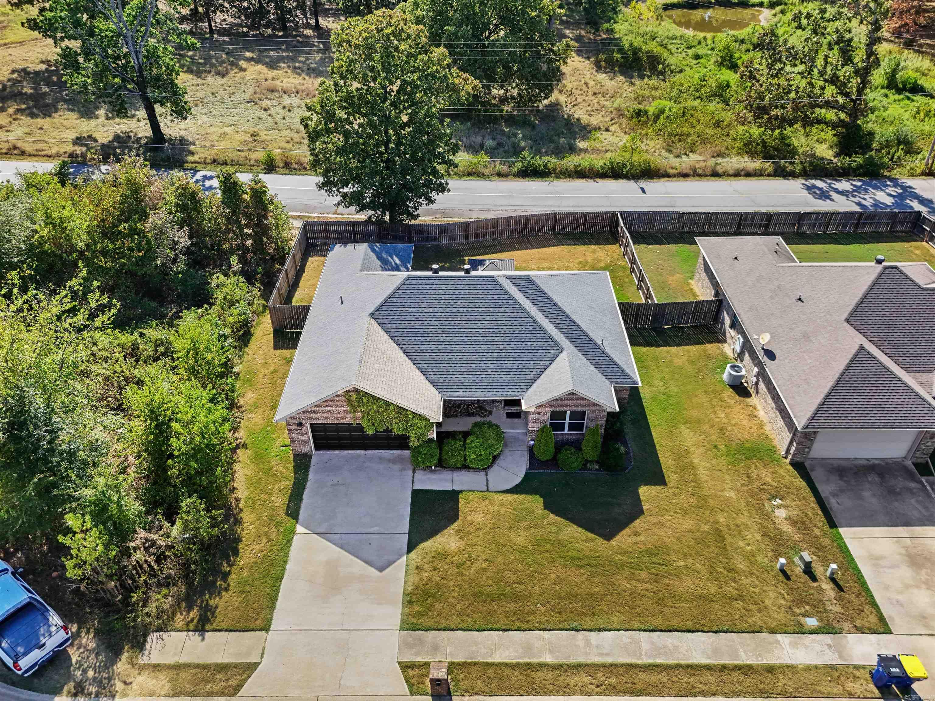 577 Crepe Myrtle Loop Property Photo 16