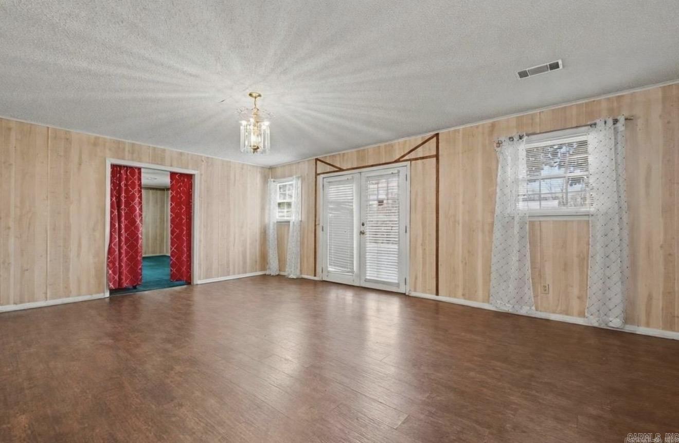 1623 Dixie Street Property Photo 8