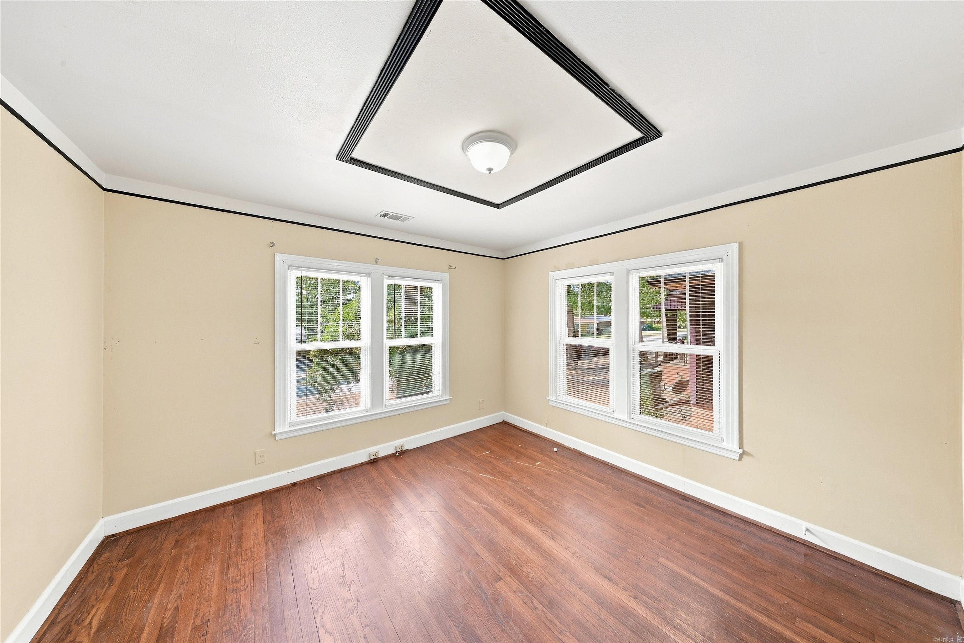 1809 S Buchanan Street Property Photo 14