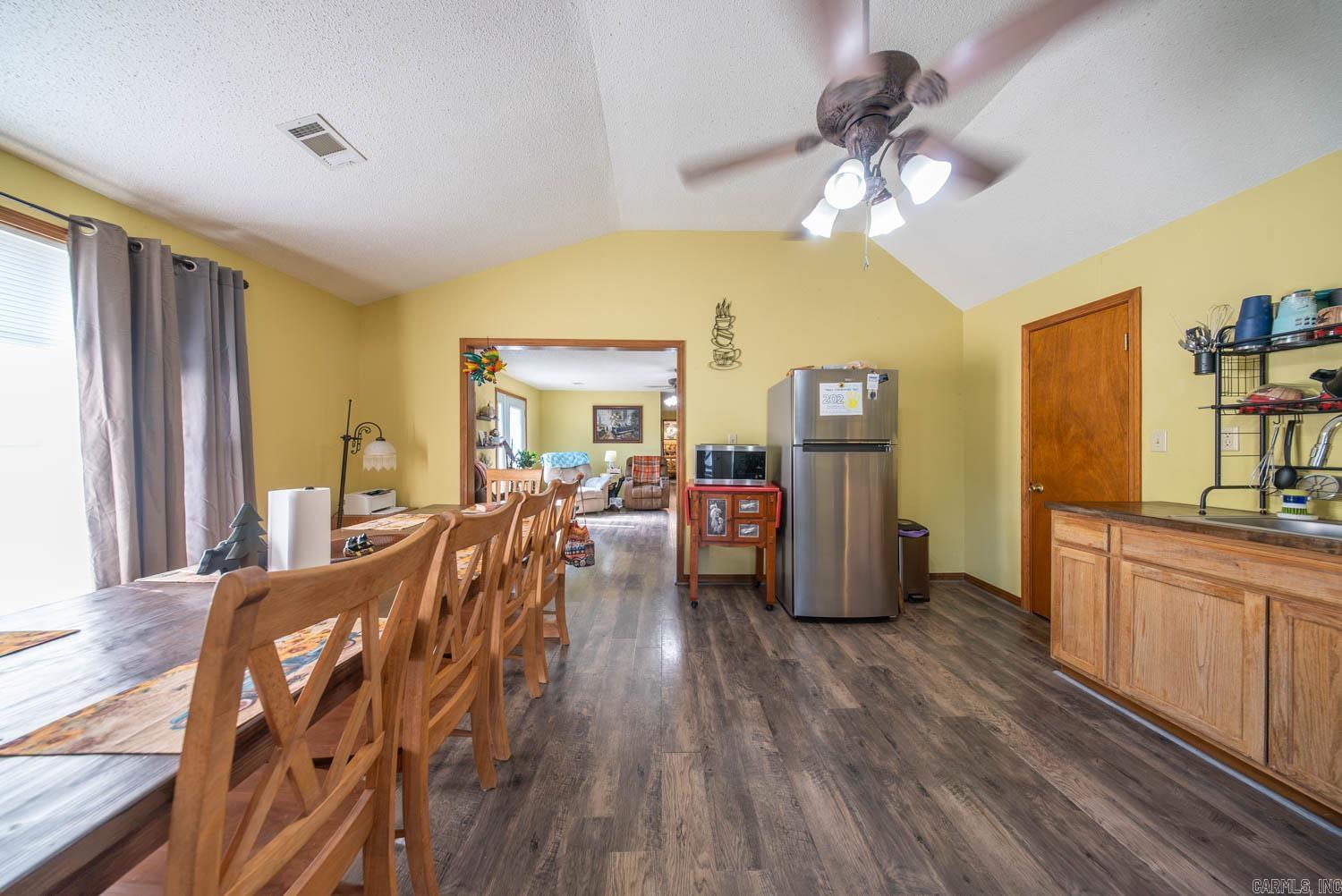 11092 Highway 9 Property Photo 8