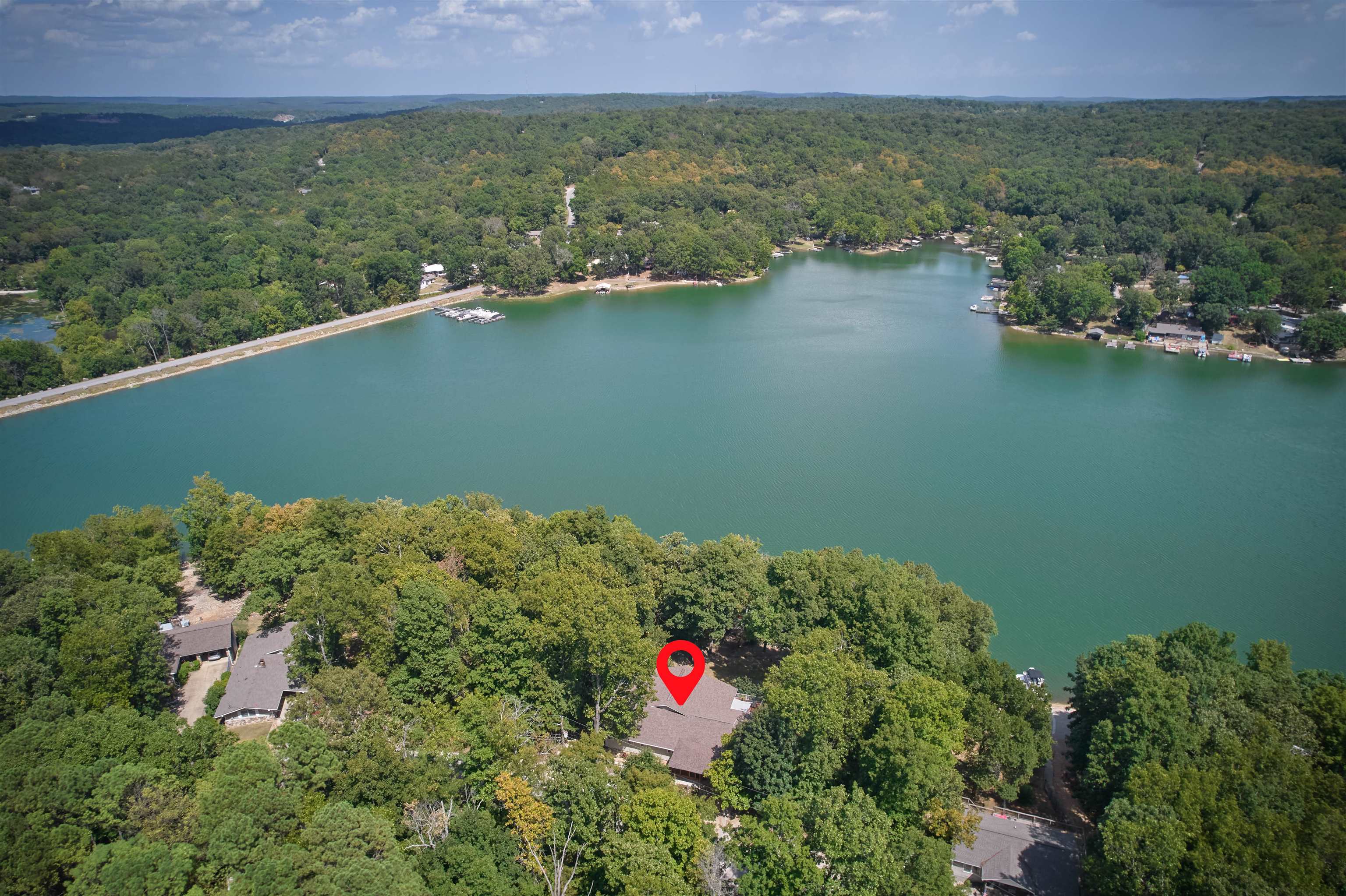 117 W Lakeshore Dr Property Photo 6