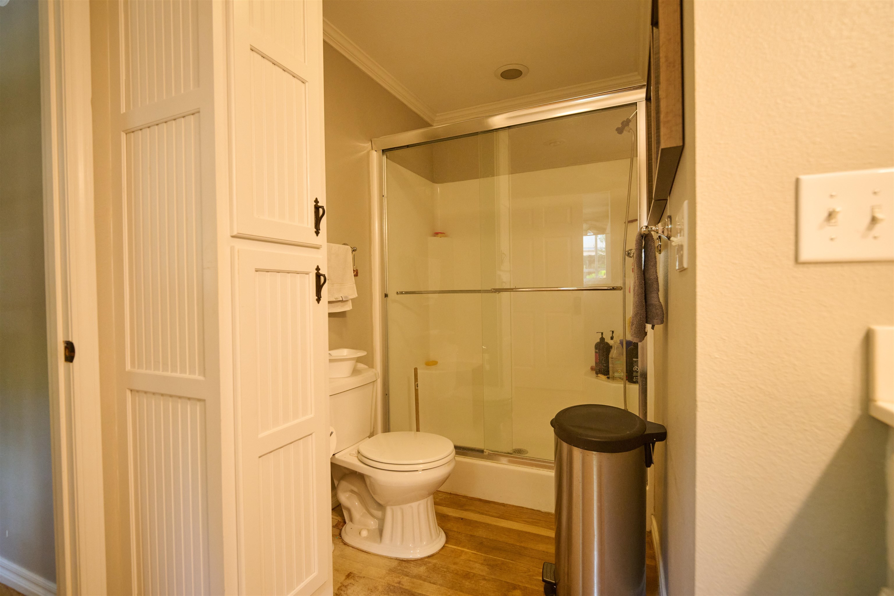 117 W Lakeshore Dr Property Photo 35