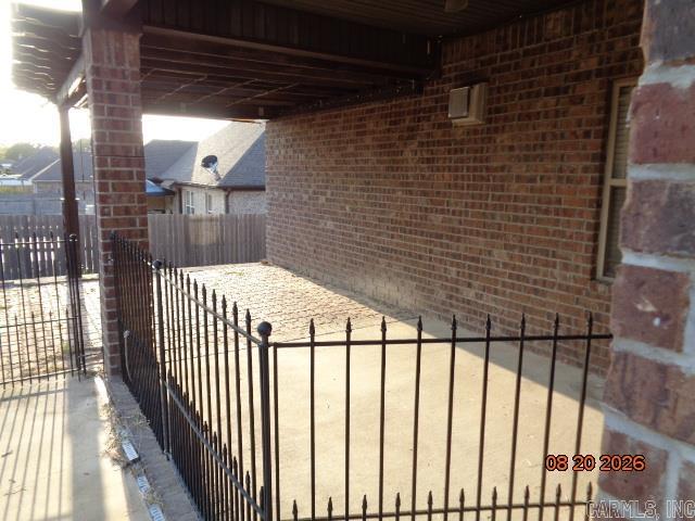 6132 Remington Drive Property Photo 5