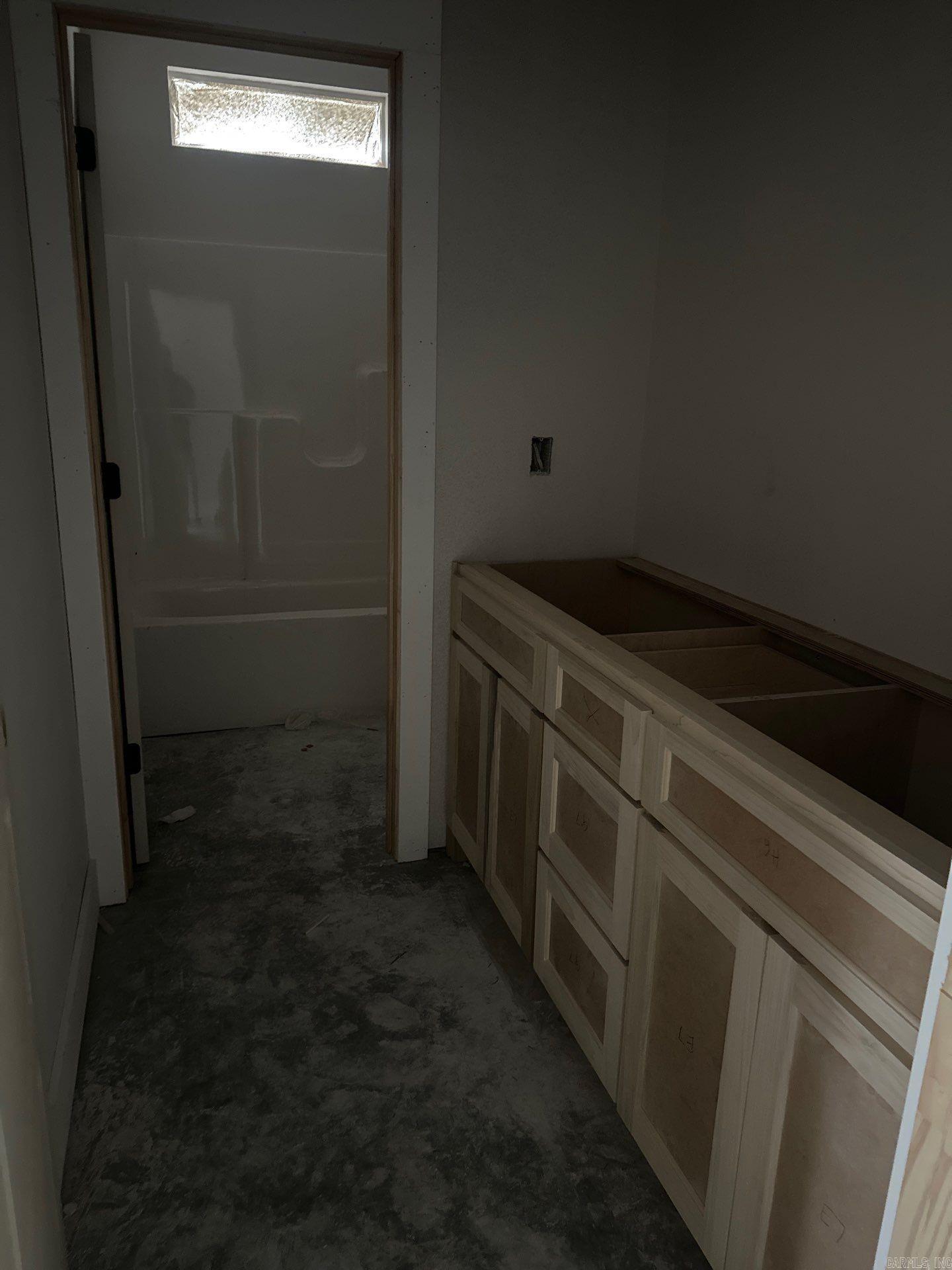 9305 Zuber Property Photo 8