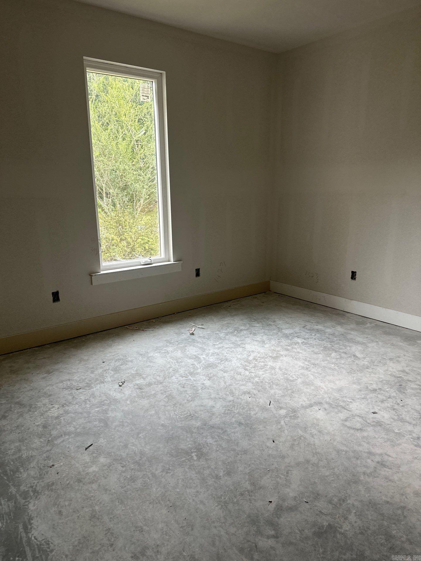 9305 Zuber Property Photo 10