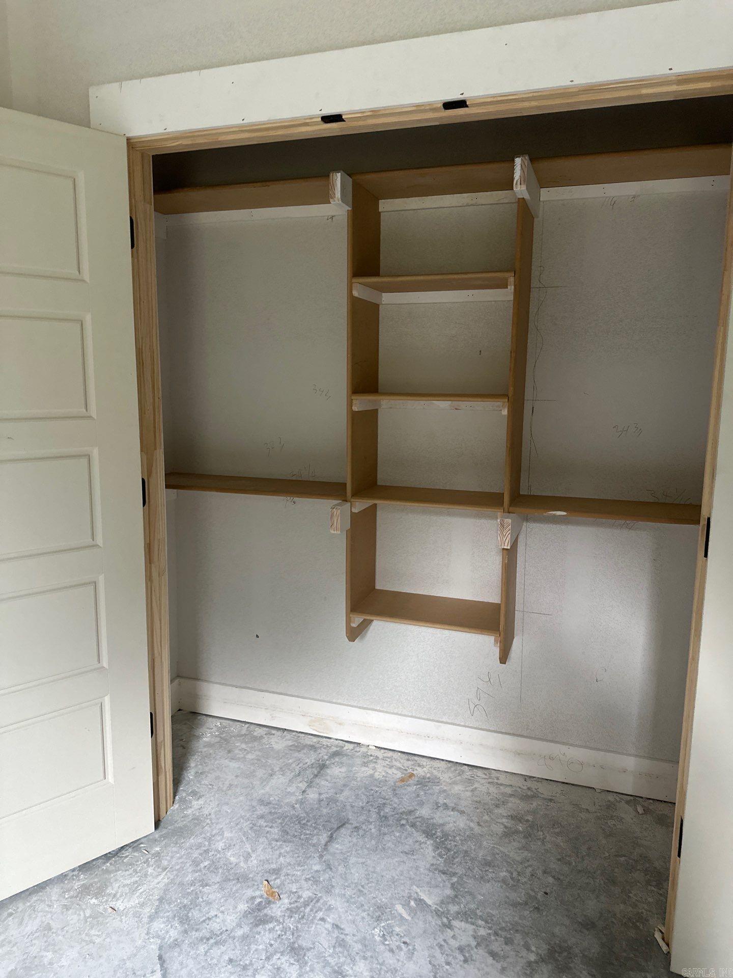 9305 Zuber Property Photo 11