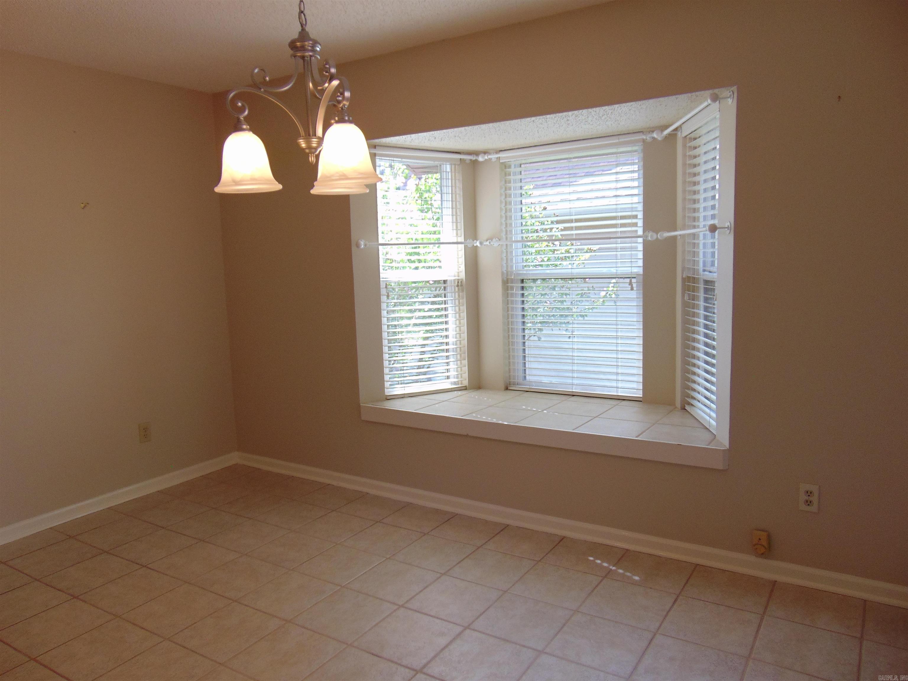 9 Caddy Cove Property Photo 14