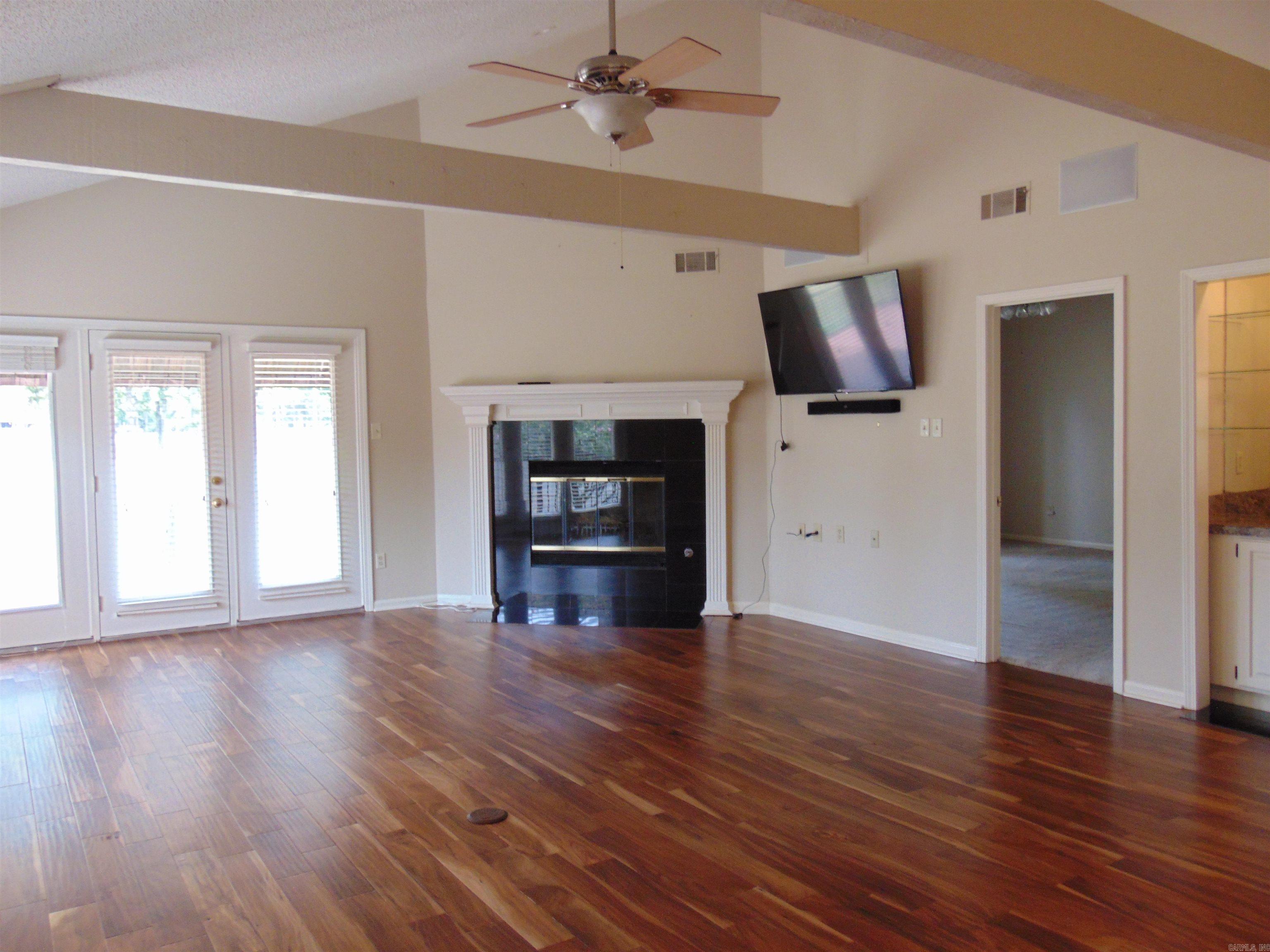9 Caddy Cove Property Photo 15