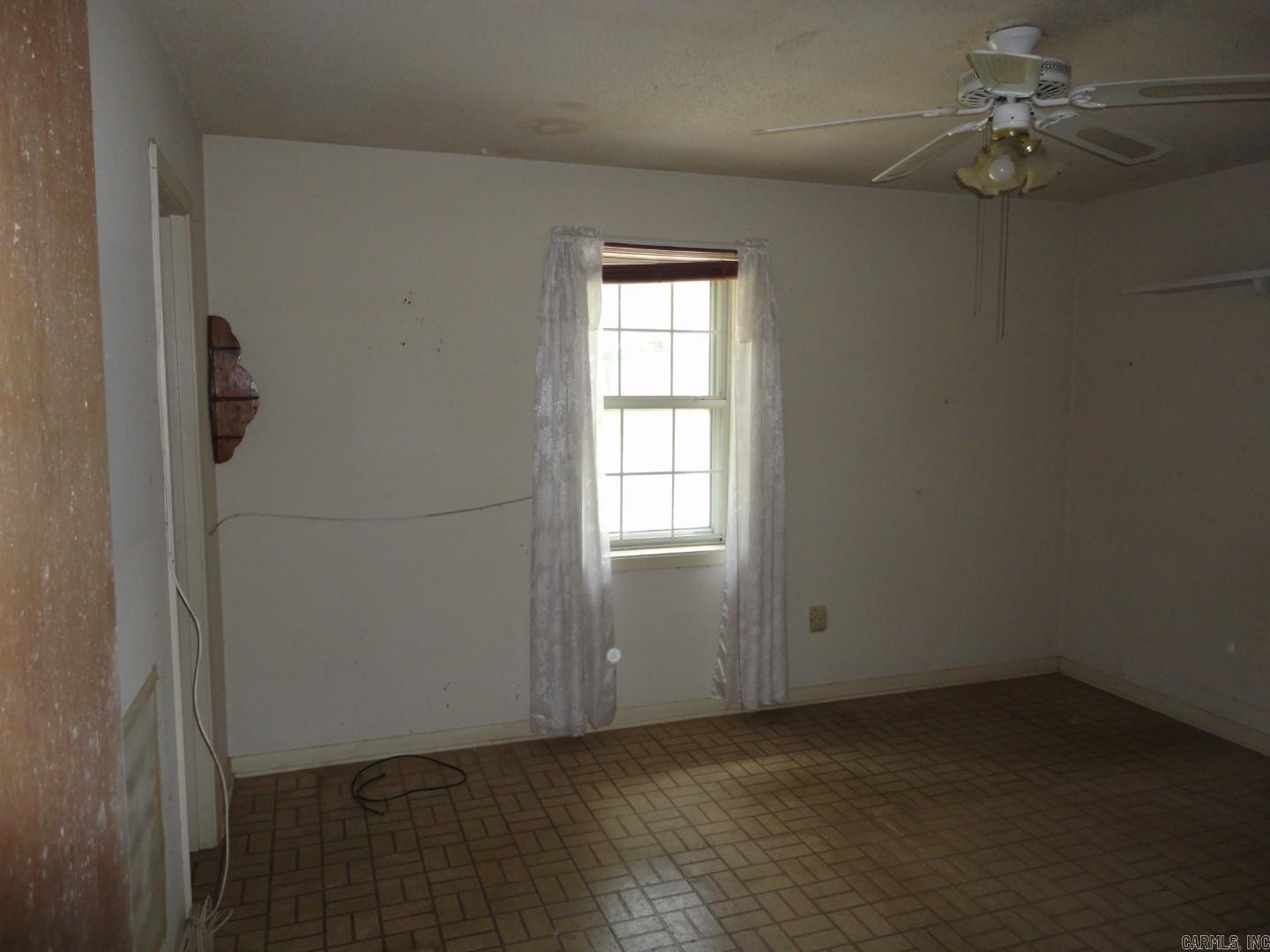 118 Mona Lisa Court Property Photo 6