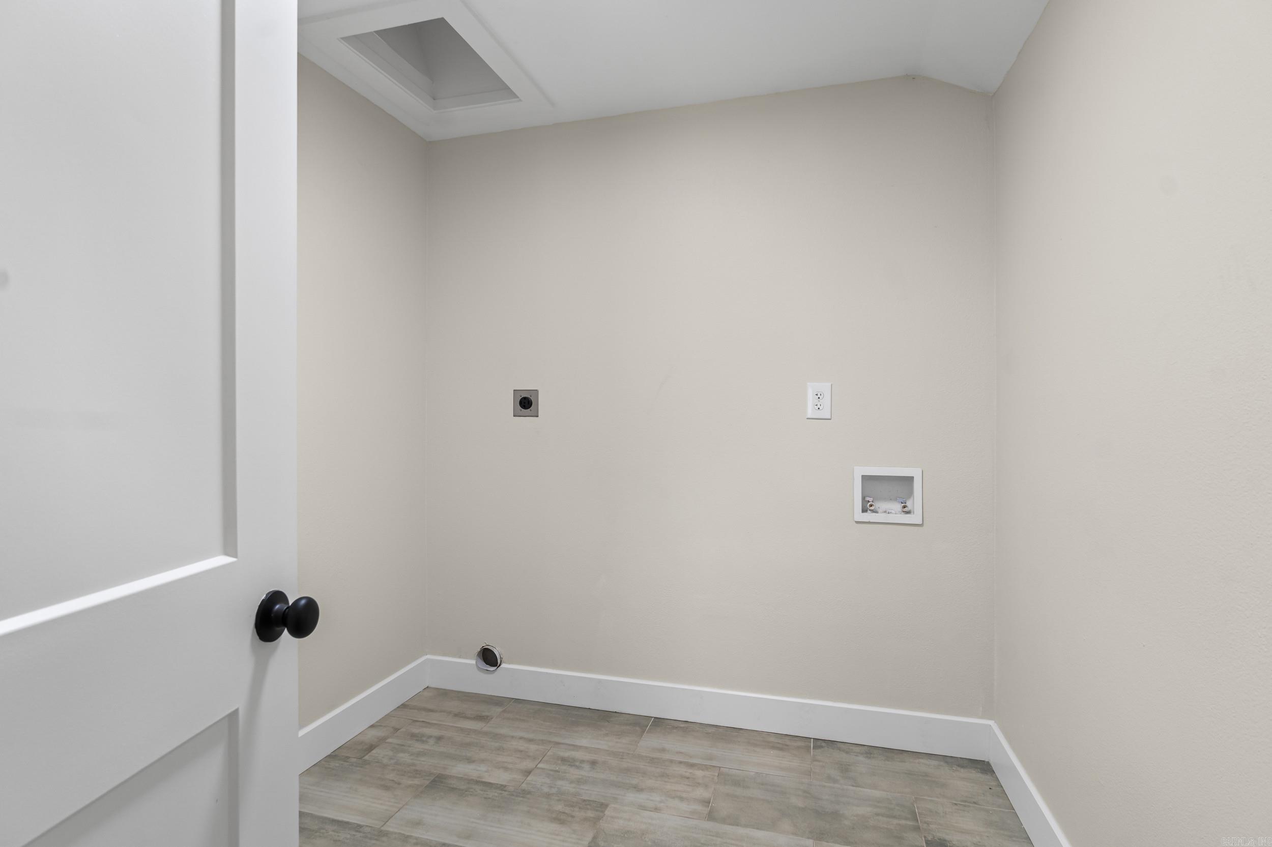 408 Monroe St. Property Photo 13