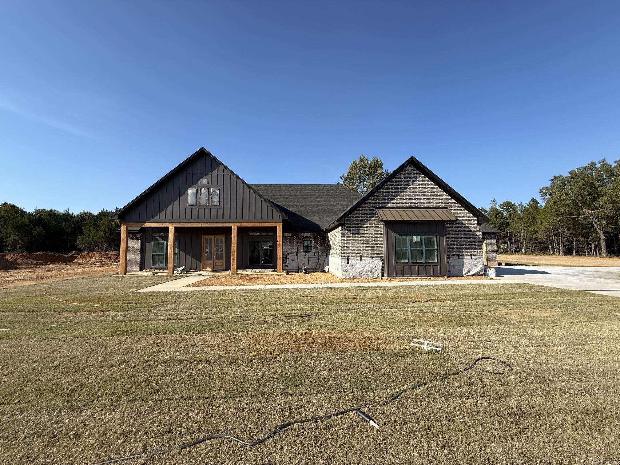1 Grey Wolf Cove Property Photo 2