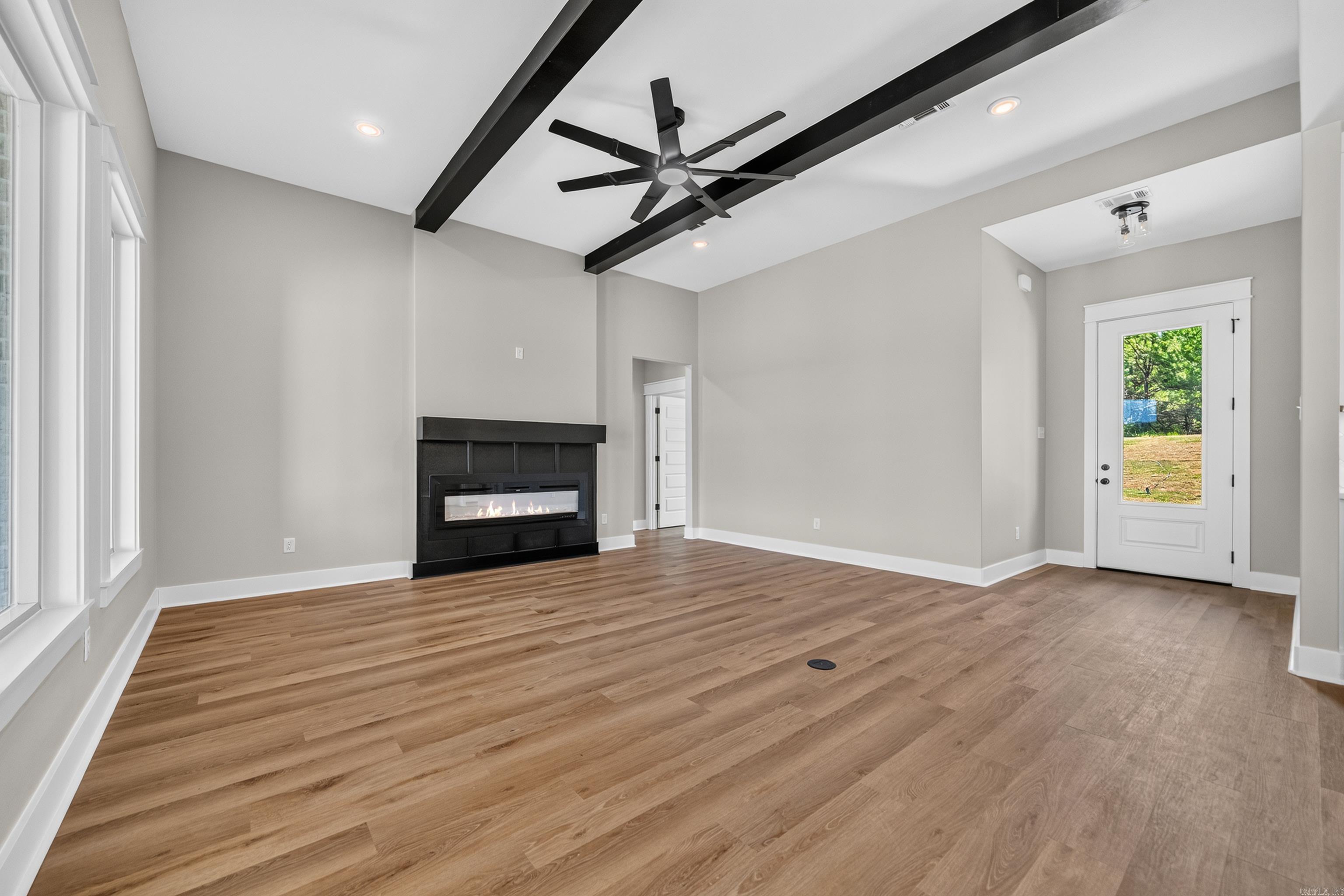318 Walker Drive Property Photo 15