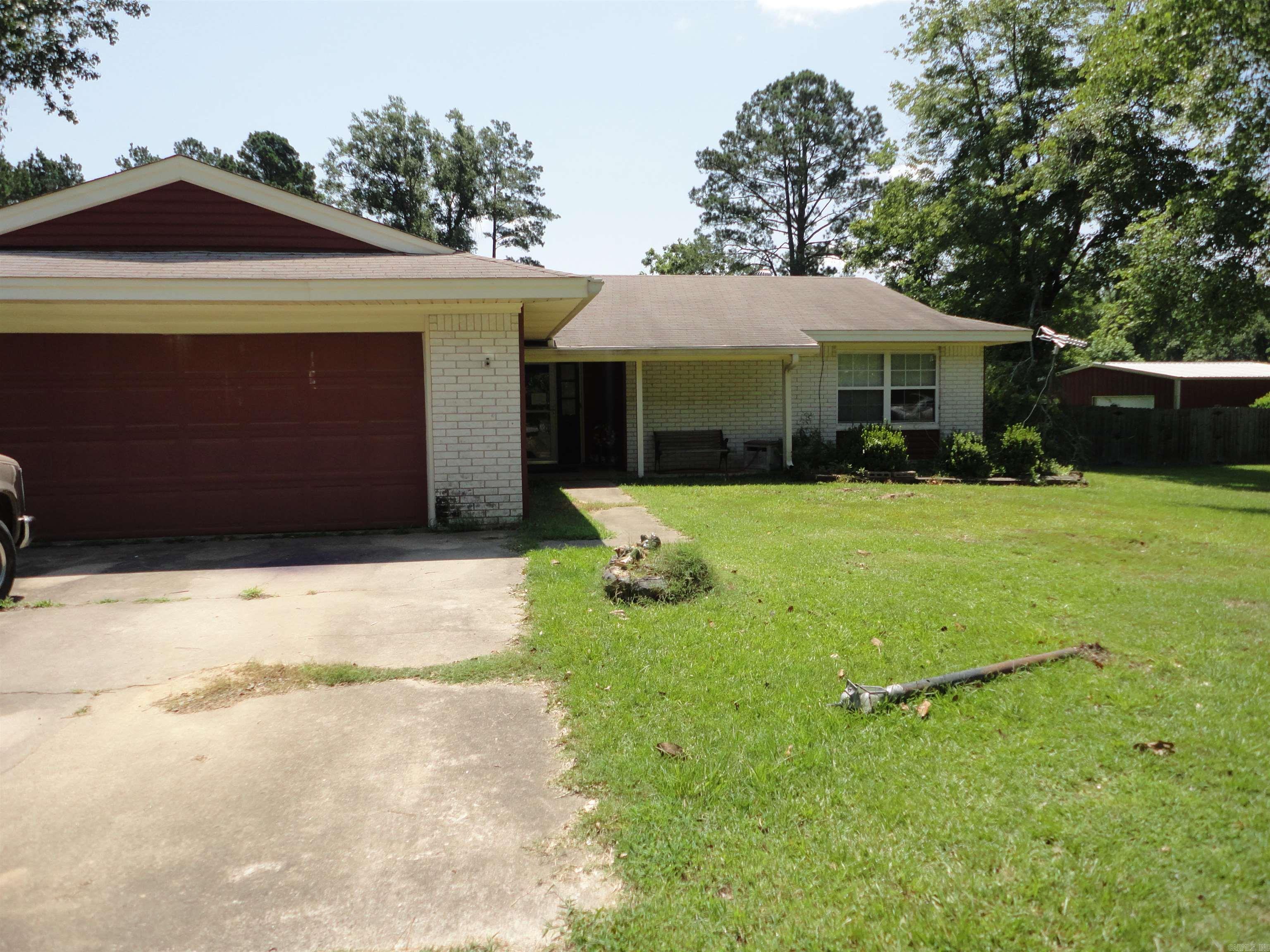 6501 Hwy 79 South Property Photo 1